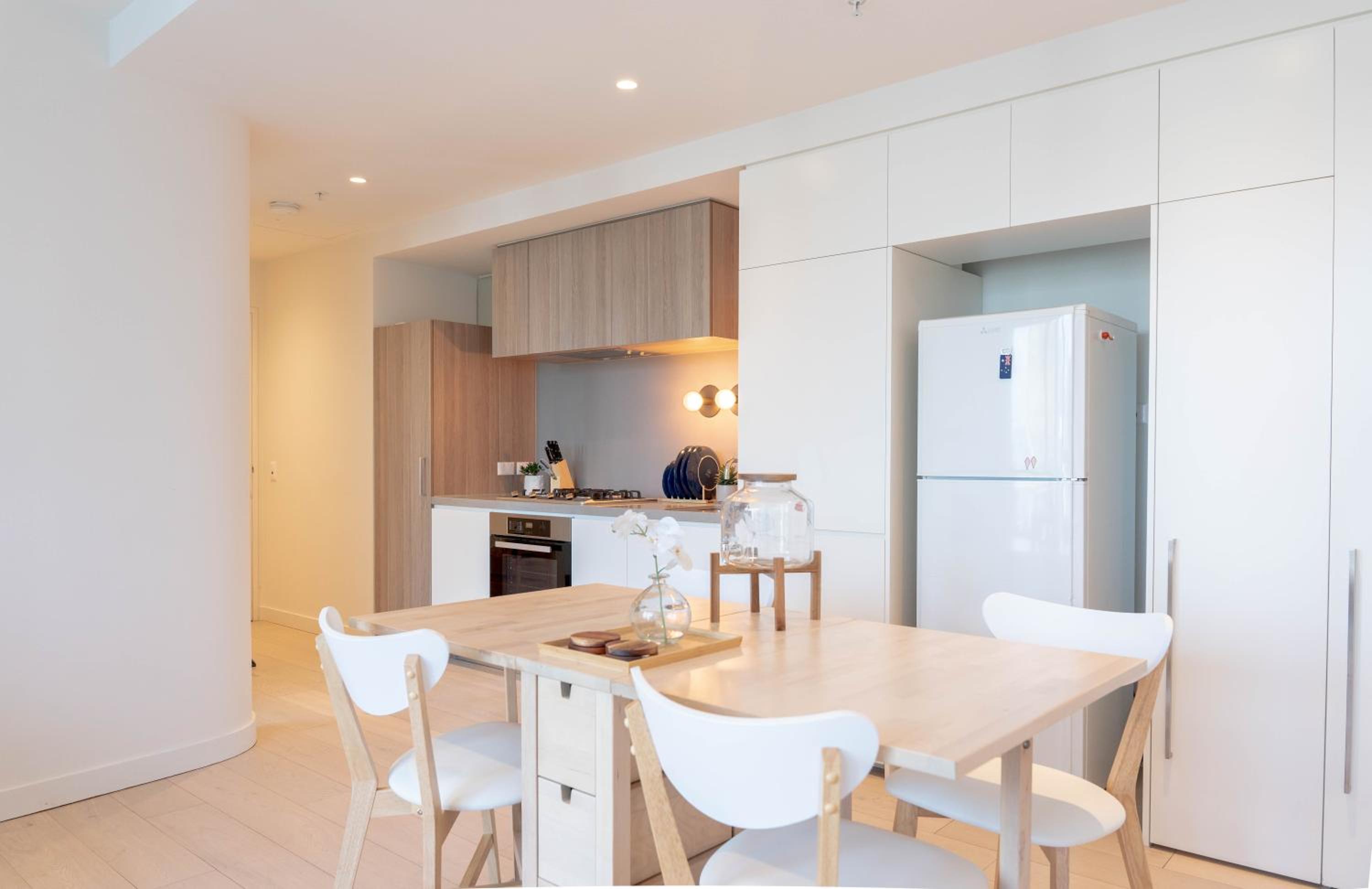 Cozy & spacious 2B2B APT in CBD