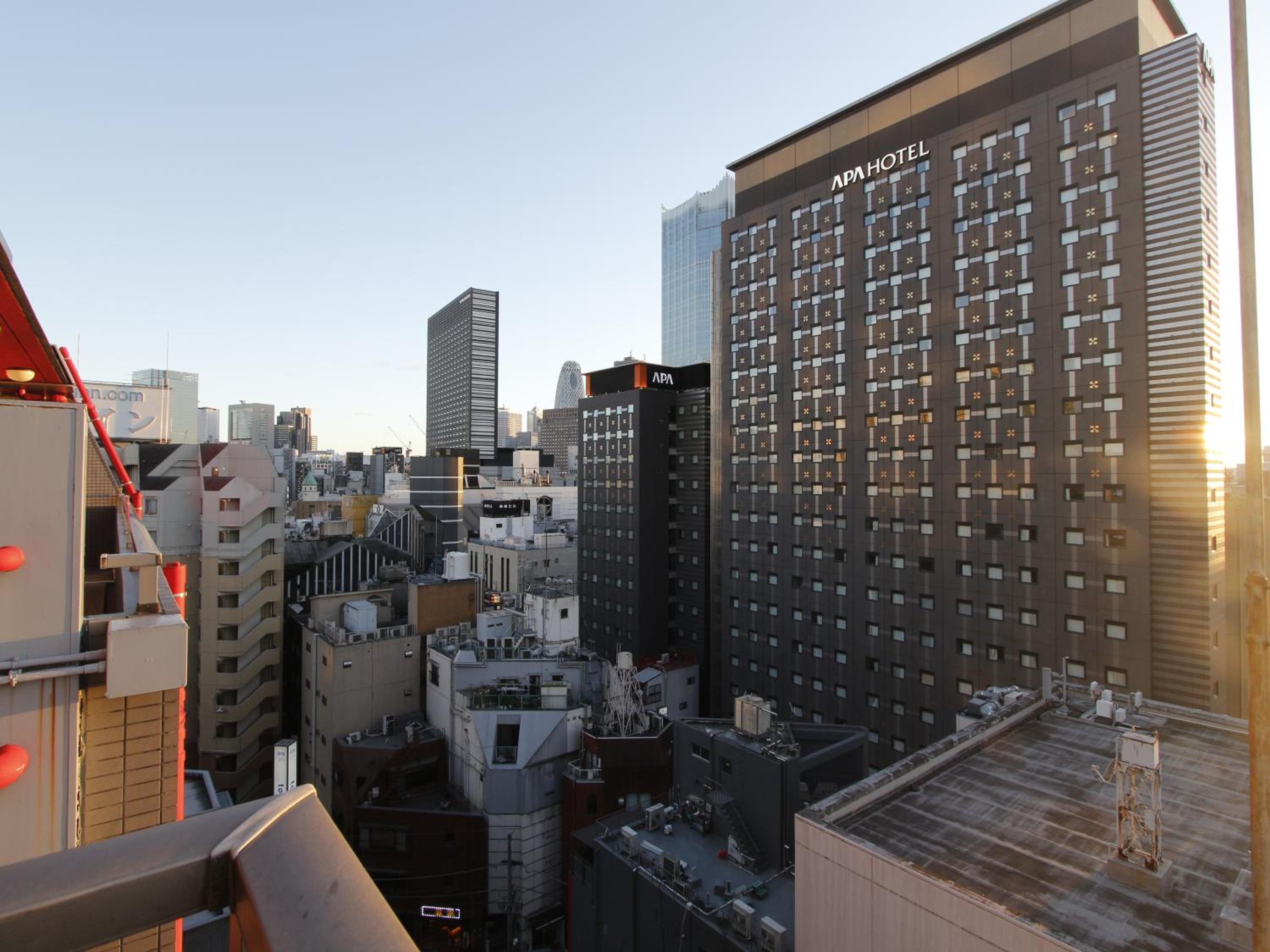 Duo Scala Shinjuku 東新宿