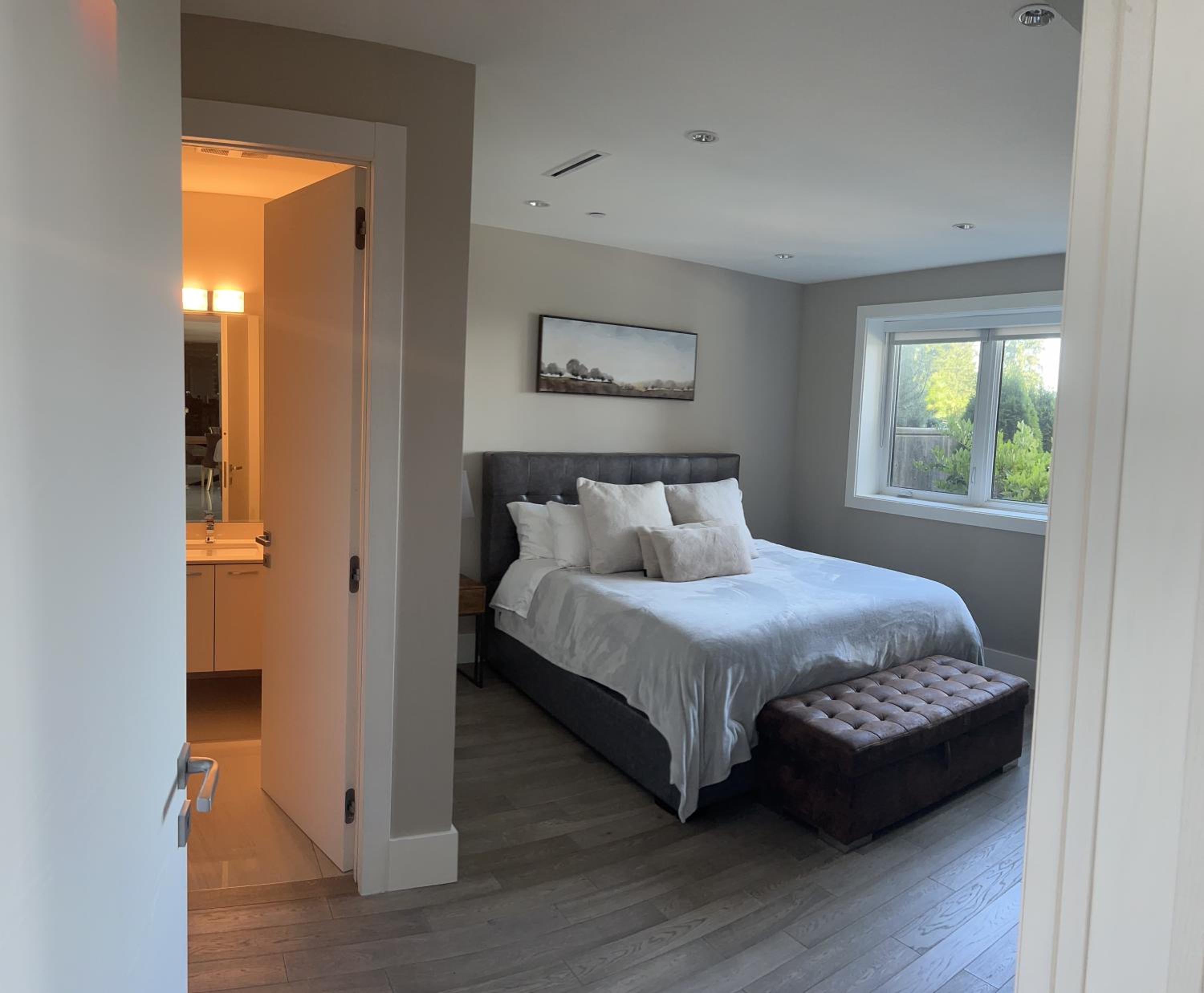 Luxury accomodation in West Vancouver