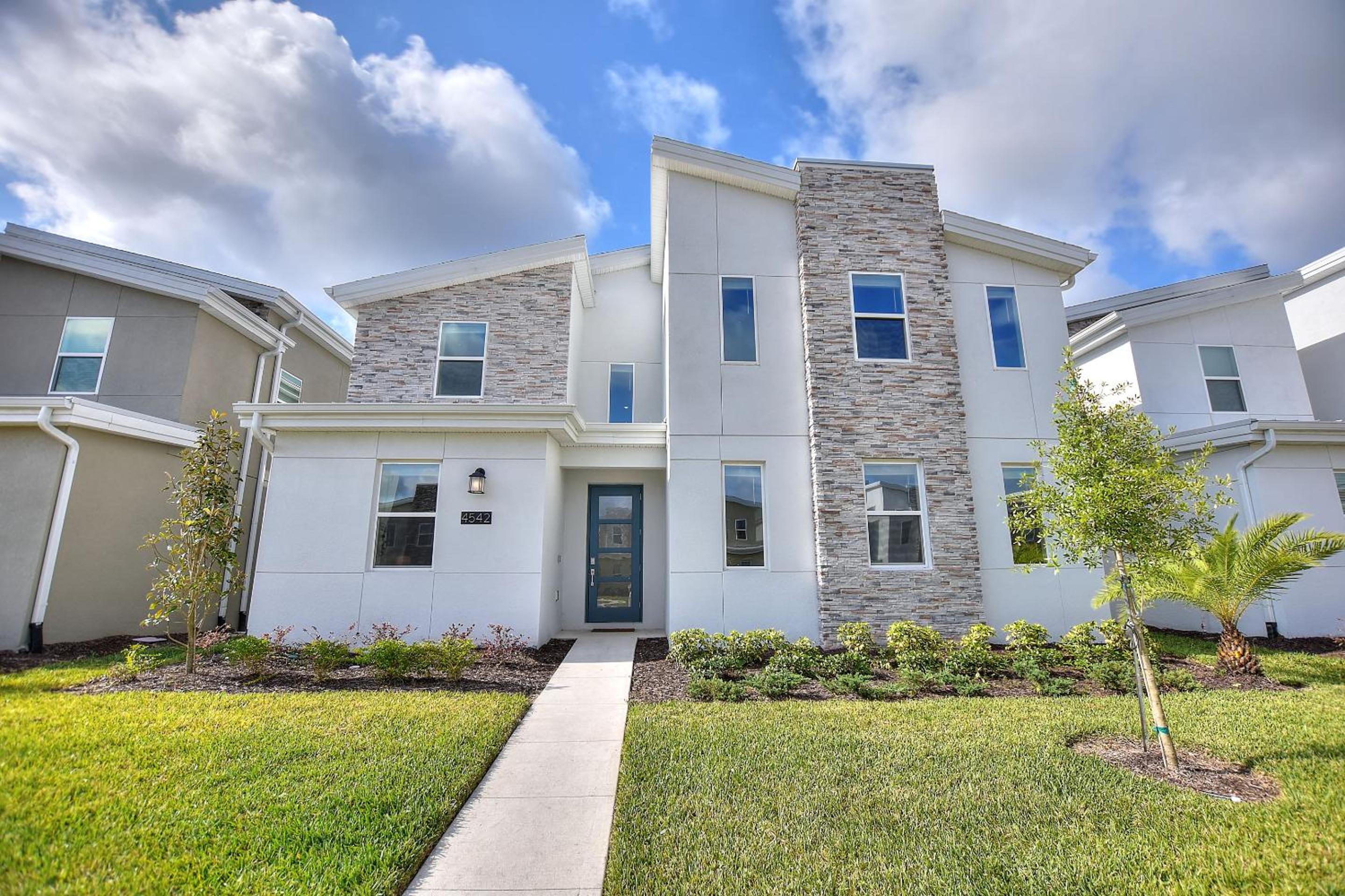 Luxury Villa near Disney 8 Bedroom Private Pool & Playground1