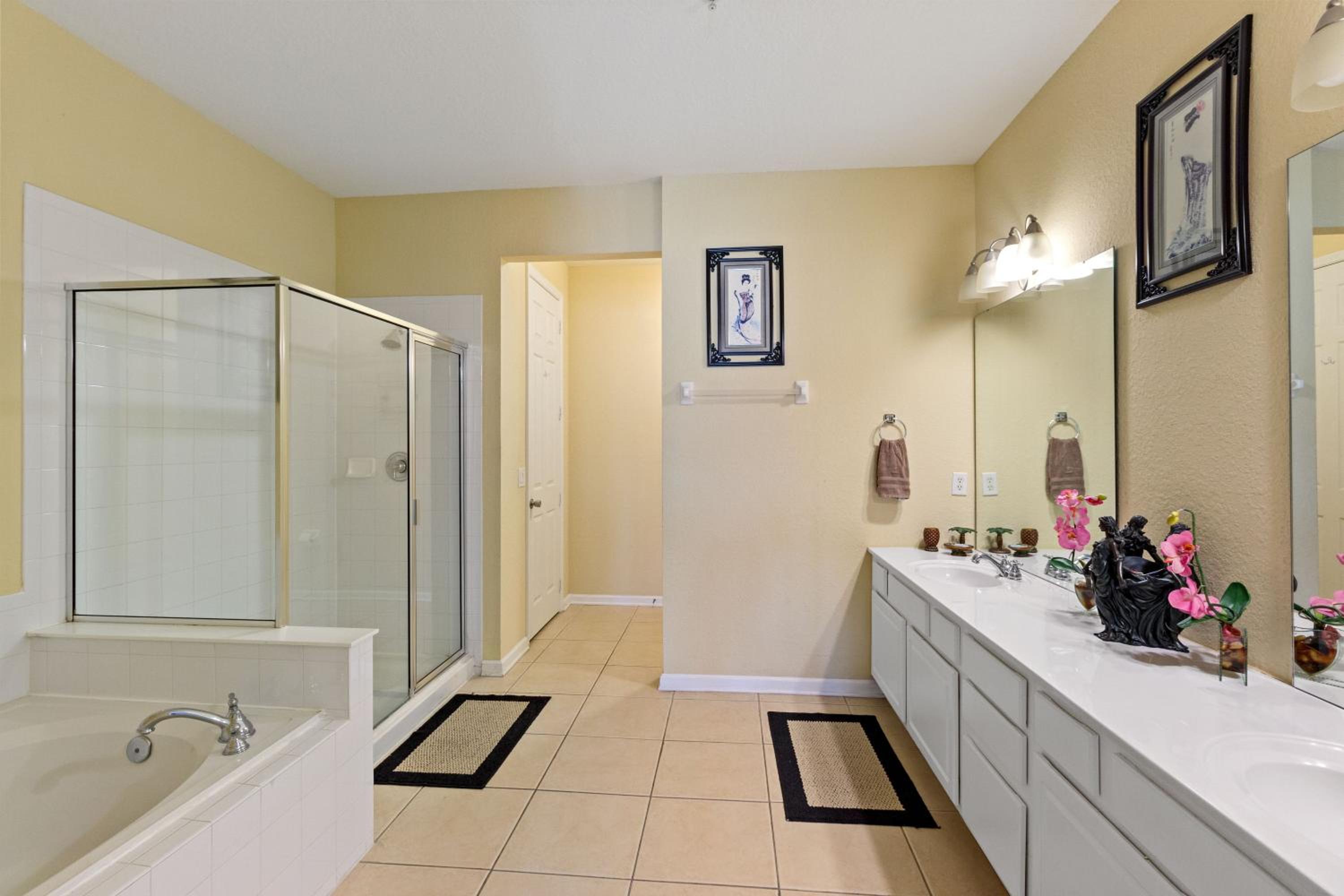 Executive 3 Bedroom Villa at Universal,Convention Center, Vista Cay