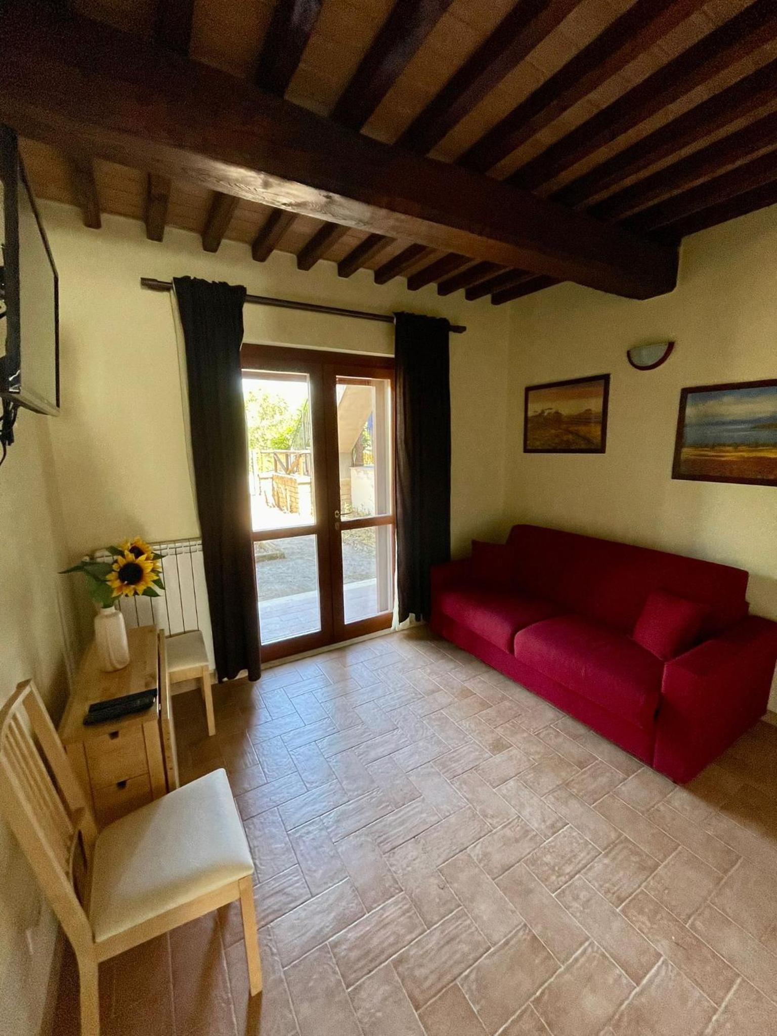 Saturnia House