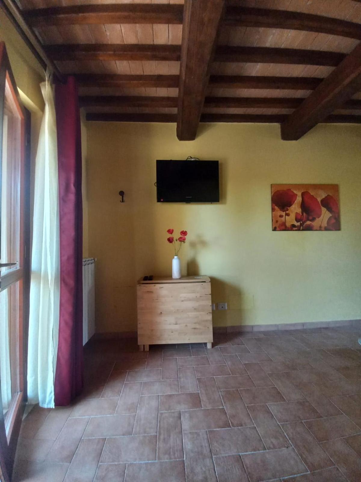 Saturnia House