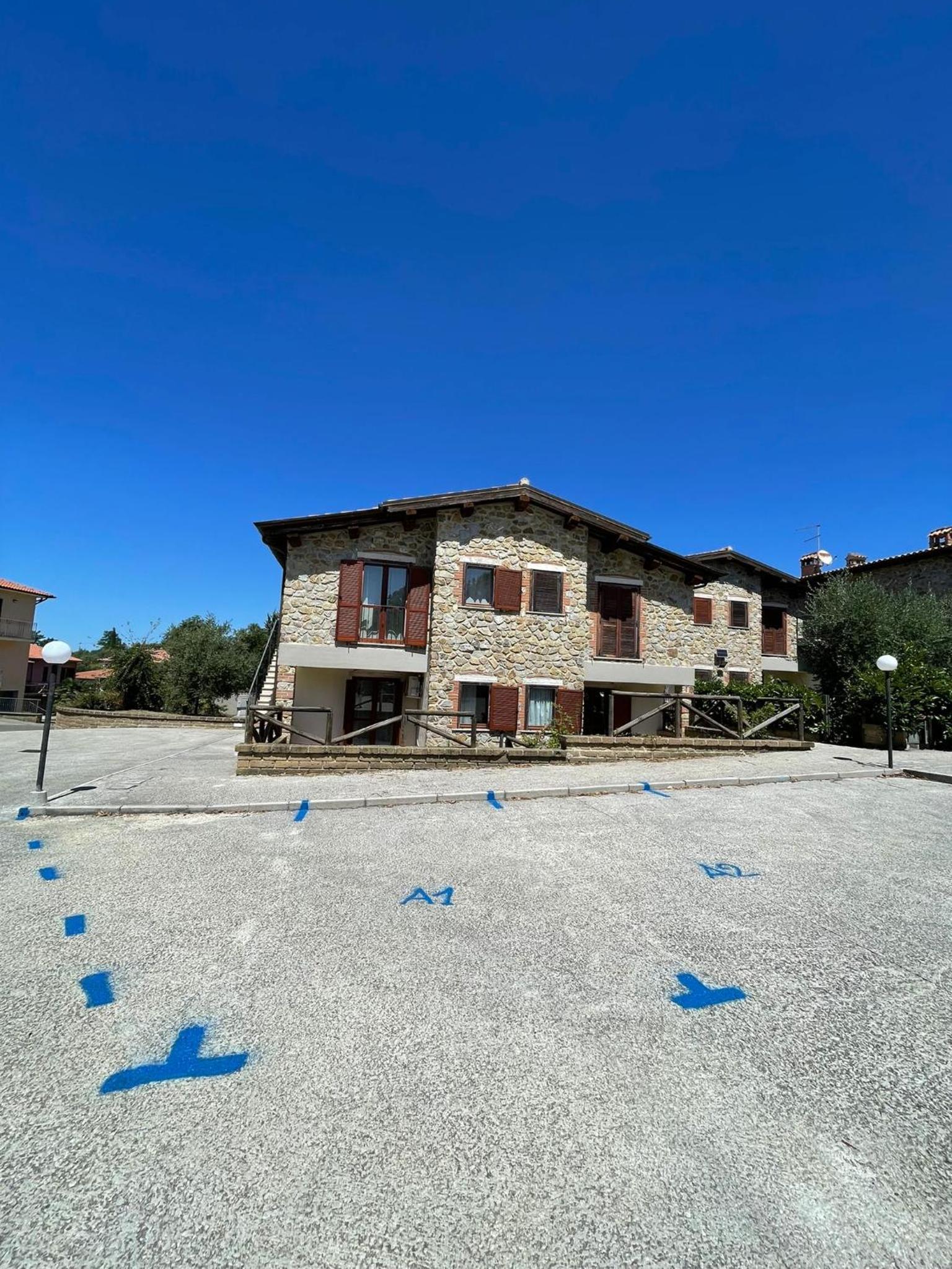 Saturnia House