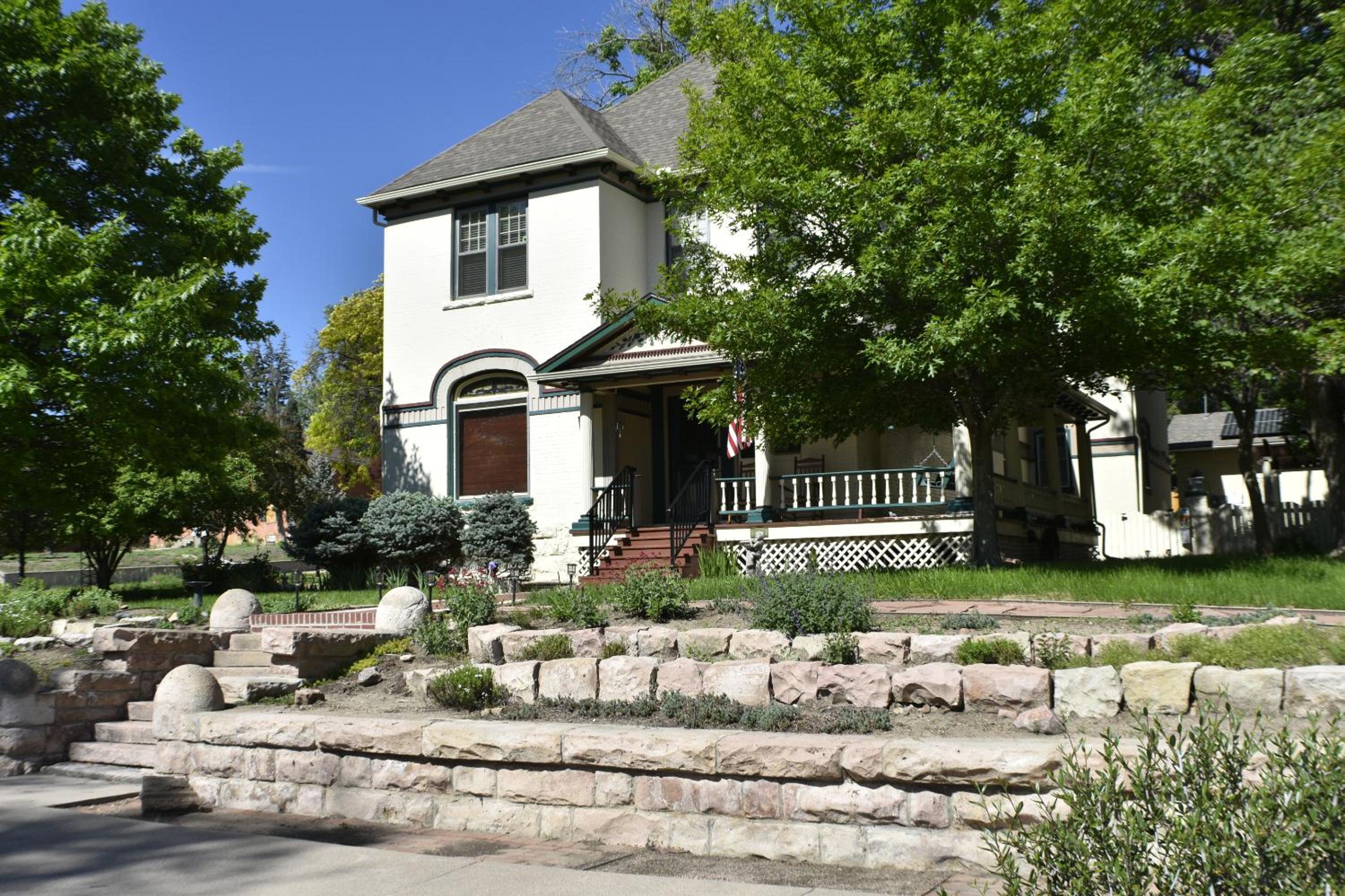 Downen House Bed & Breakfast view 2