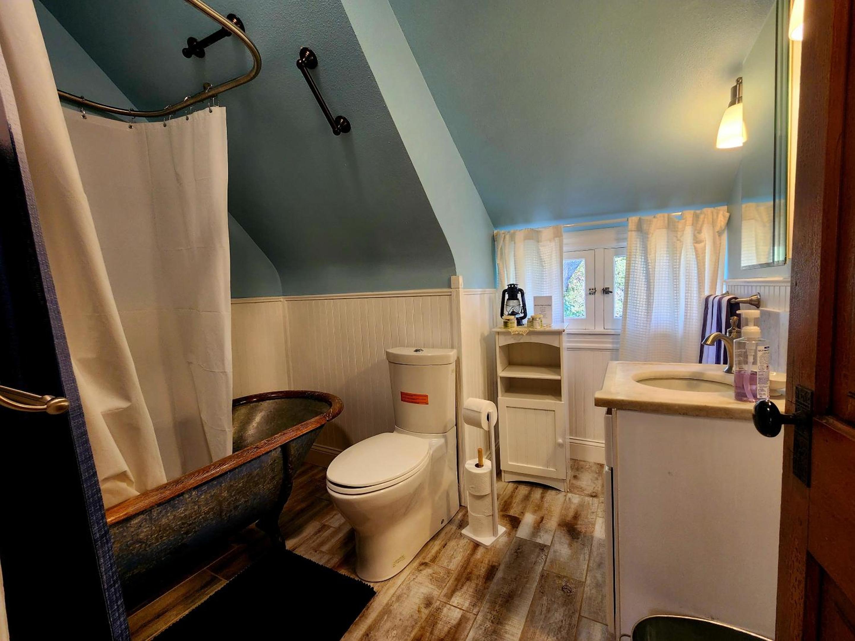 Photo 11