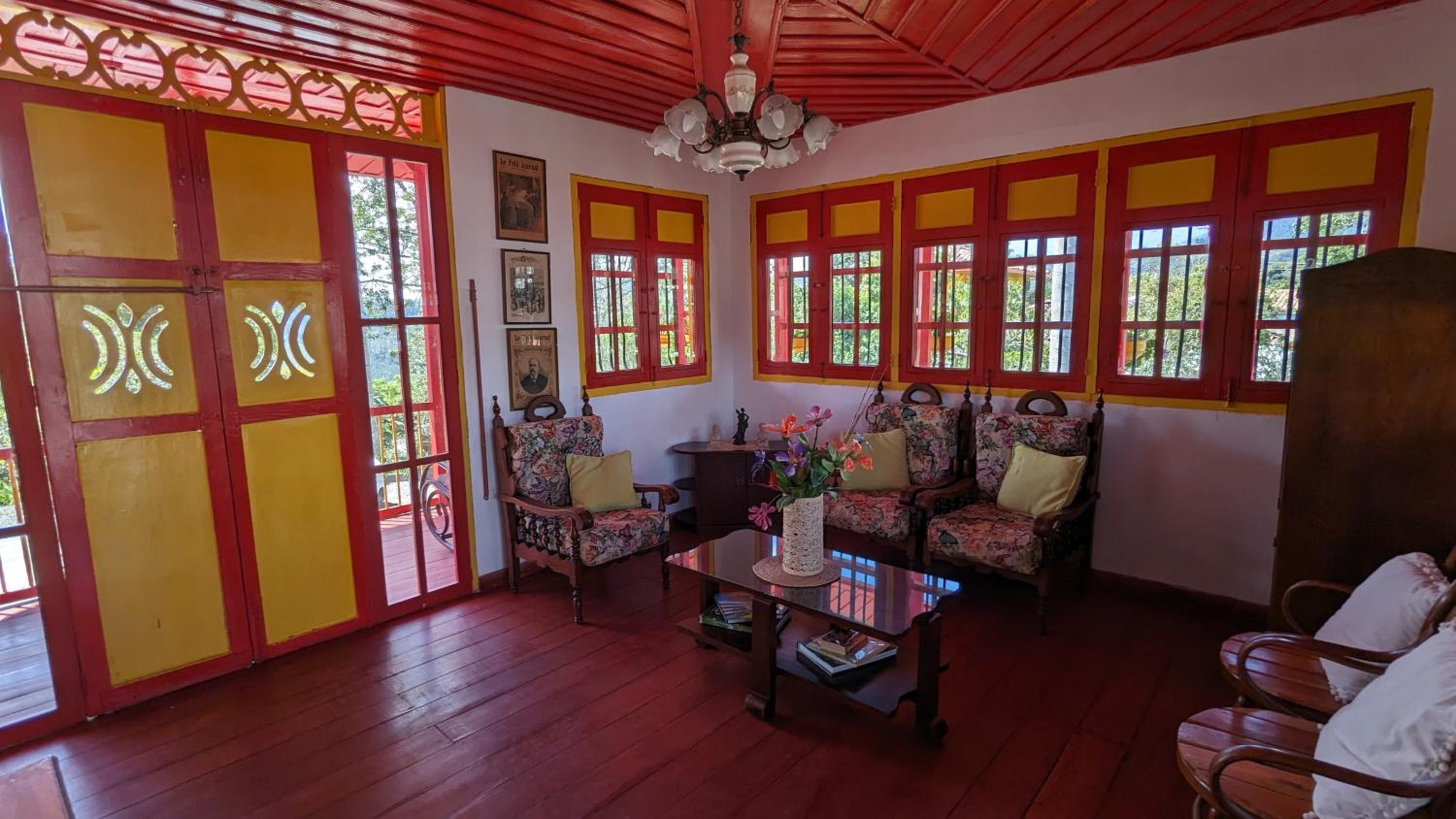 Coronel's Peak Coffee House