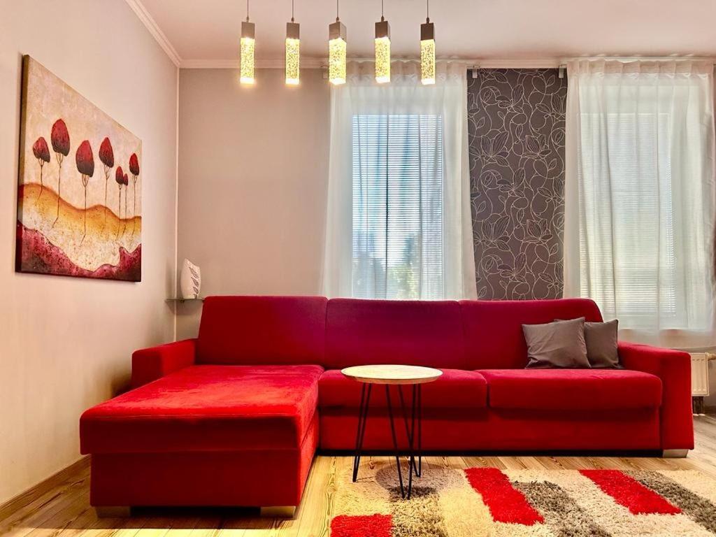Apartmánik v tichom nádvorí - free parking view 3
