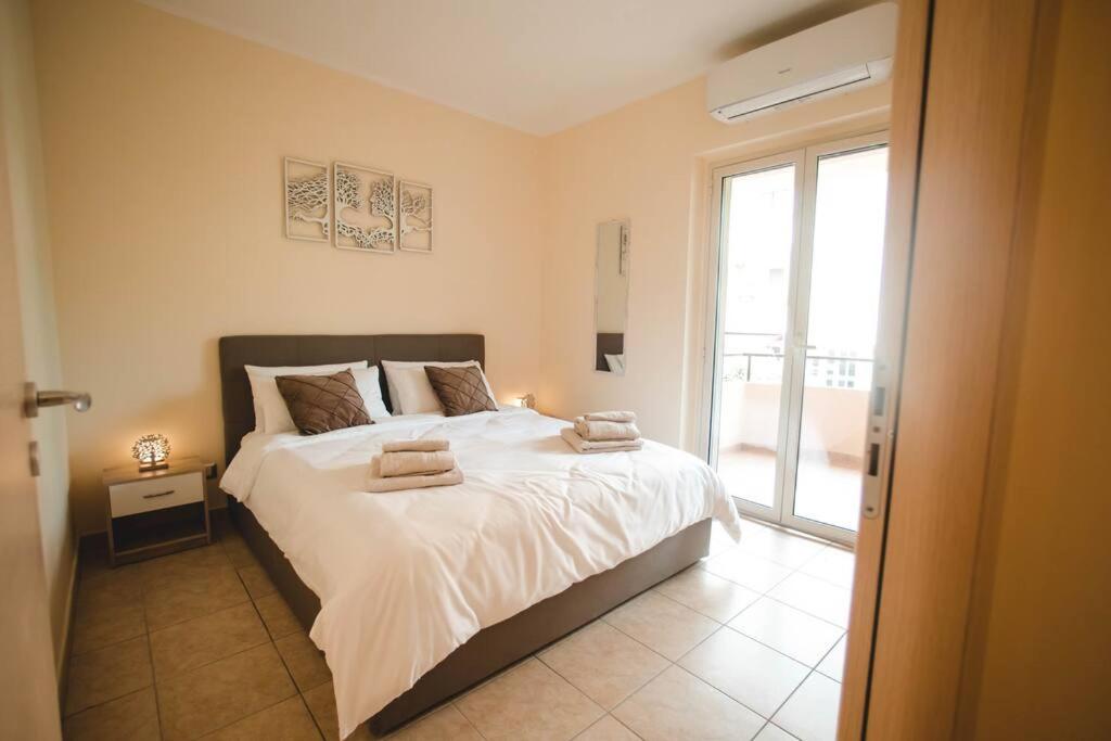 Artemide Apartment