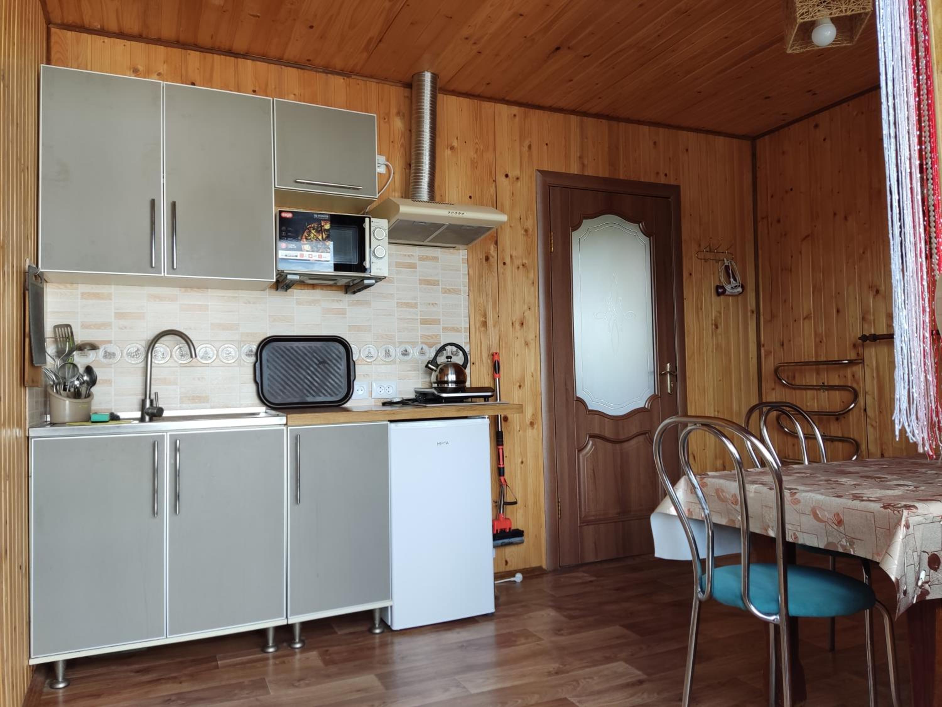 Photo 11