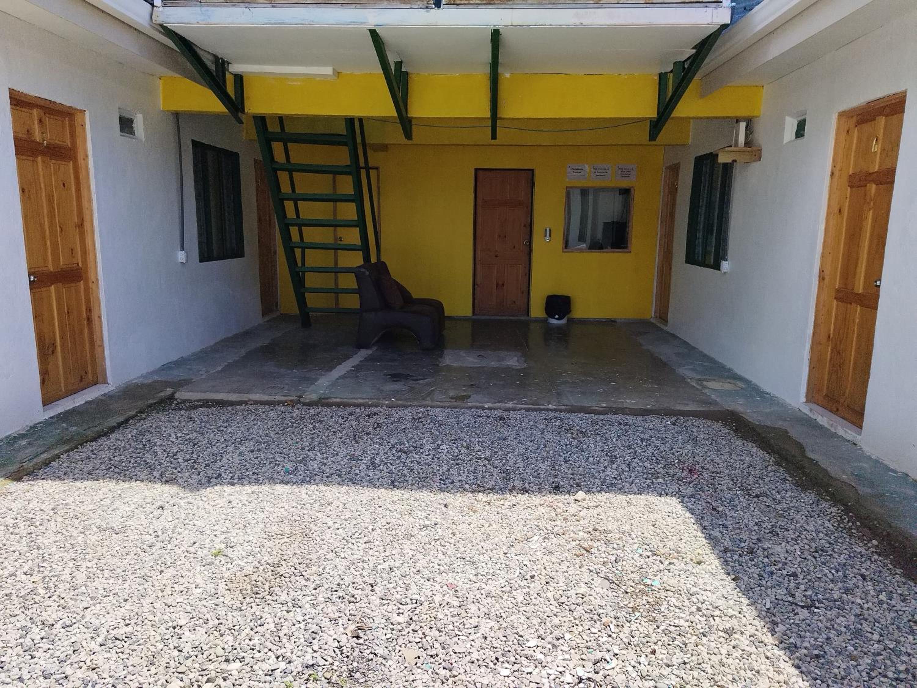Cabinas Golfito