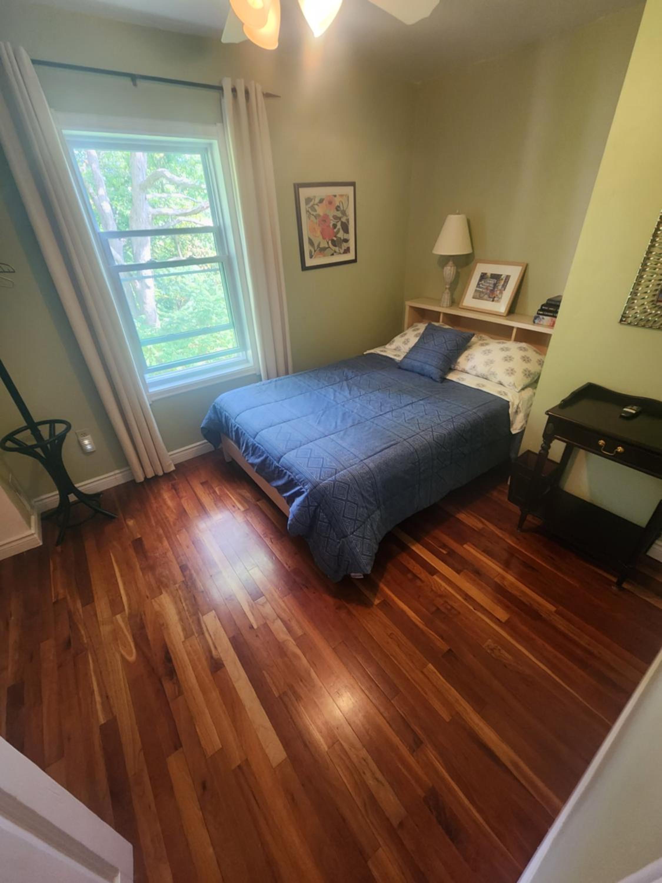 The Oaks Lake House