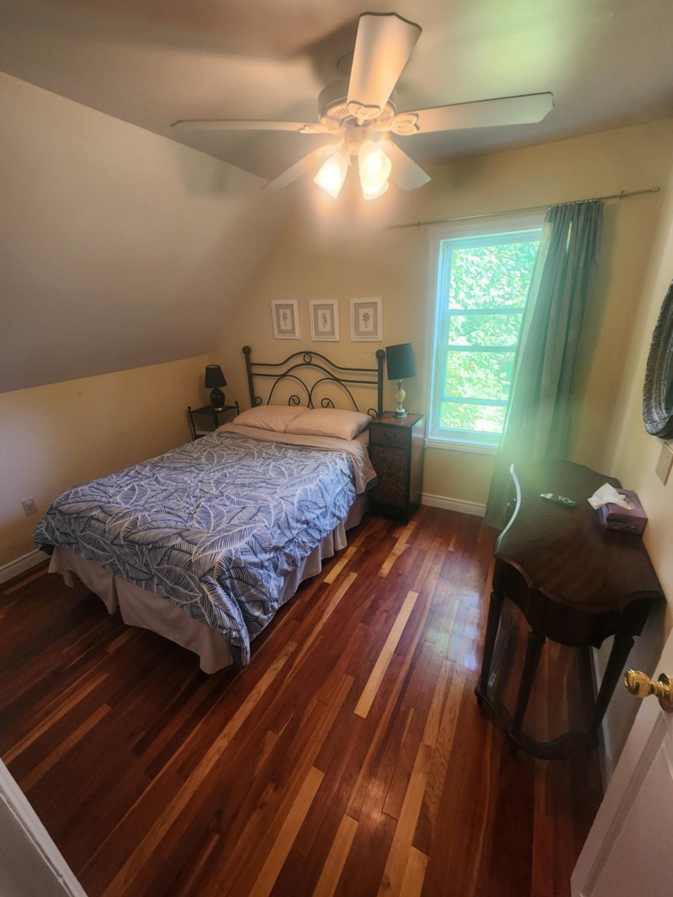 The Oaks Lake House