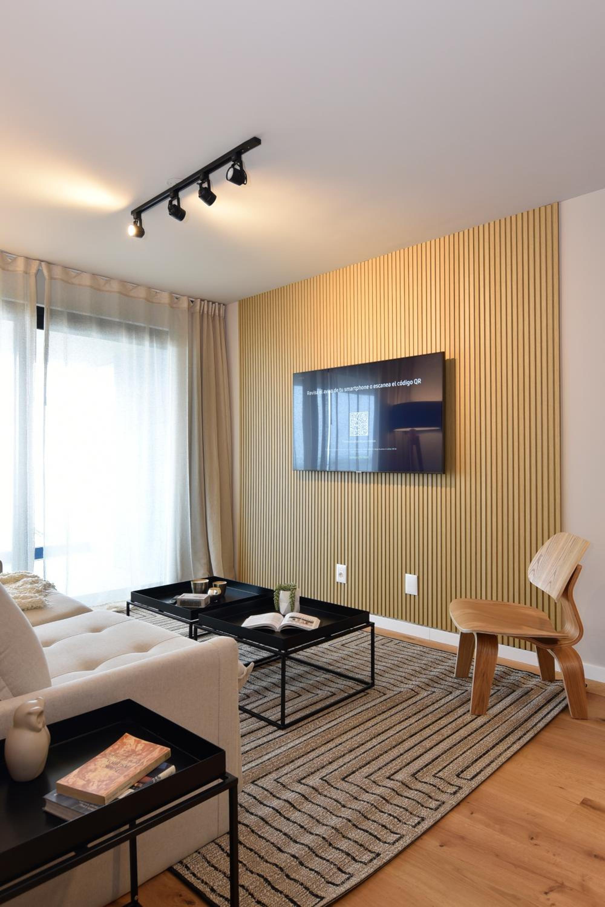 ZENHAUS - Vistas al Mar en Exclusivo Apartamento con Garage view 4