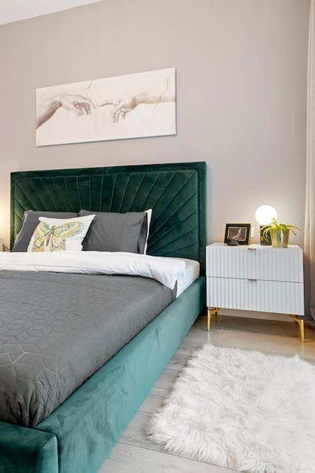 Win Herastrau HOME
