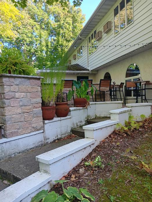 White Birch Inn