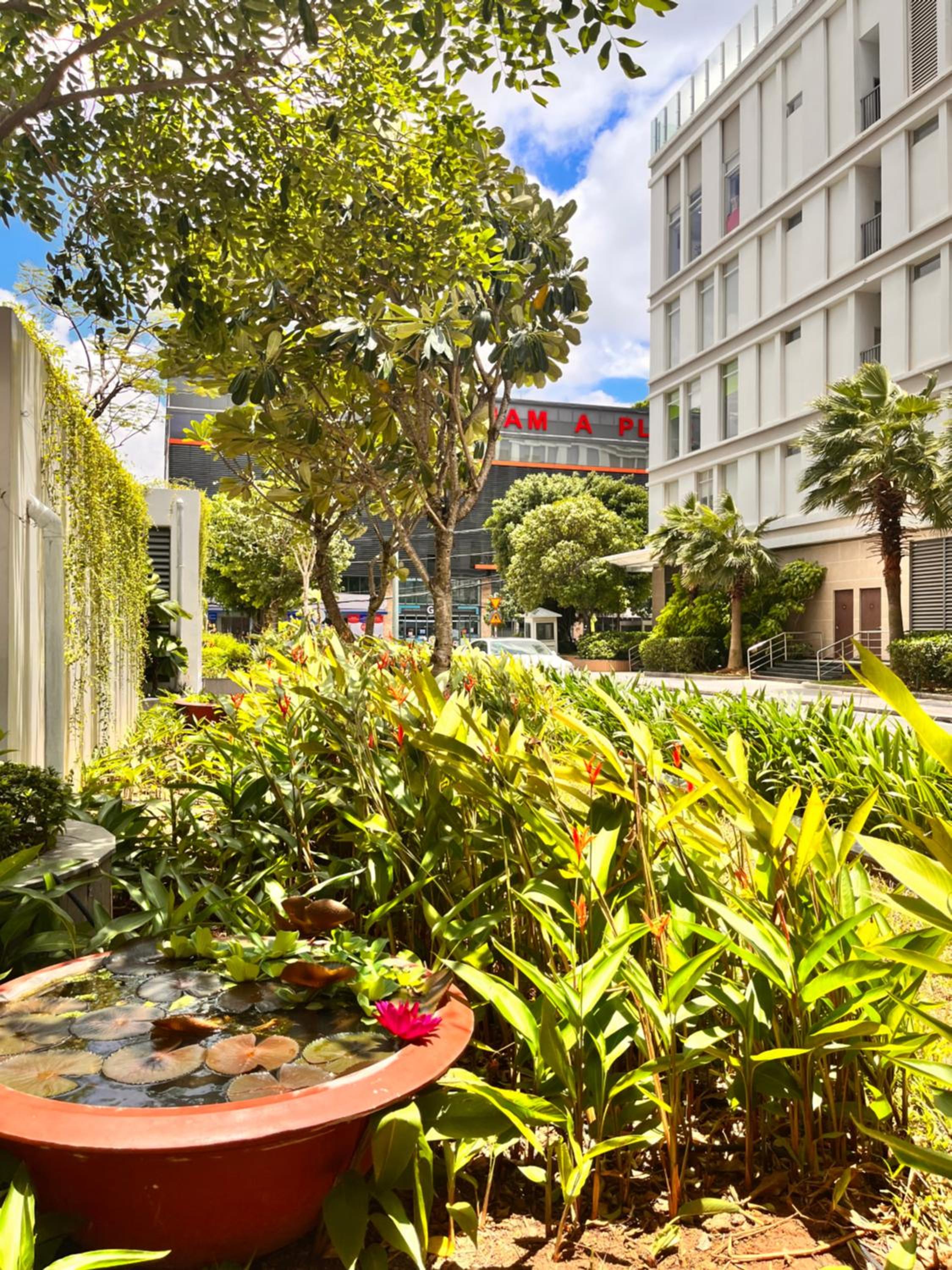 KIRAKUAN CHILL 2BR Pool/Gym