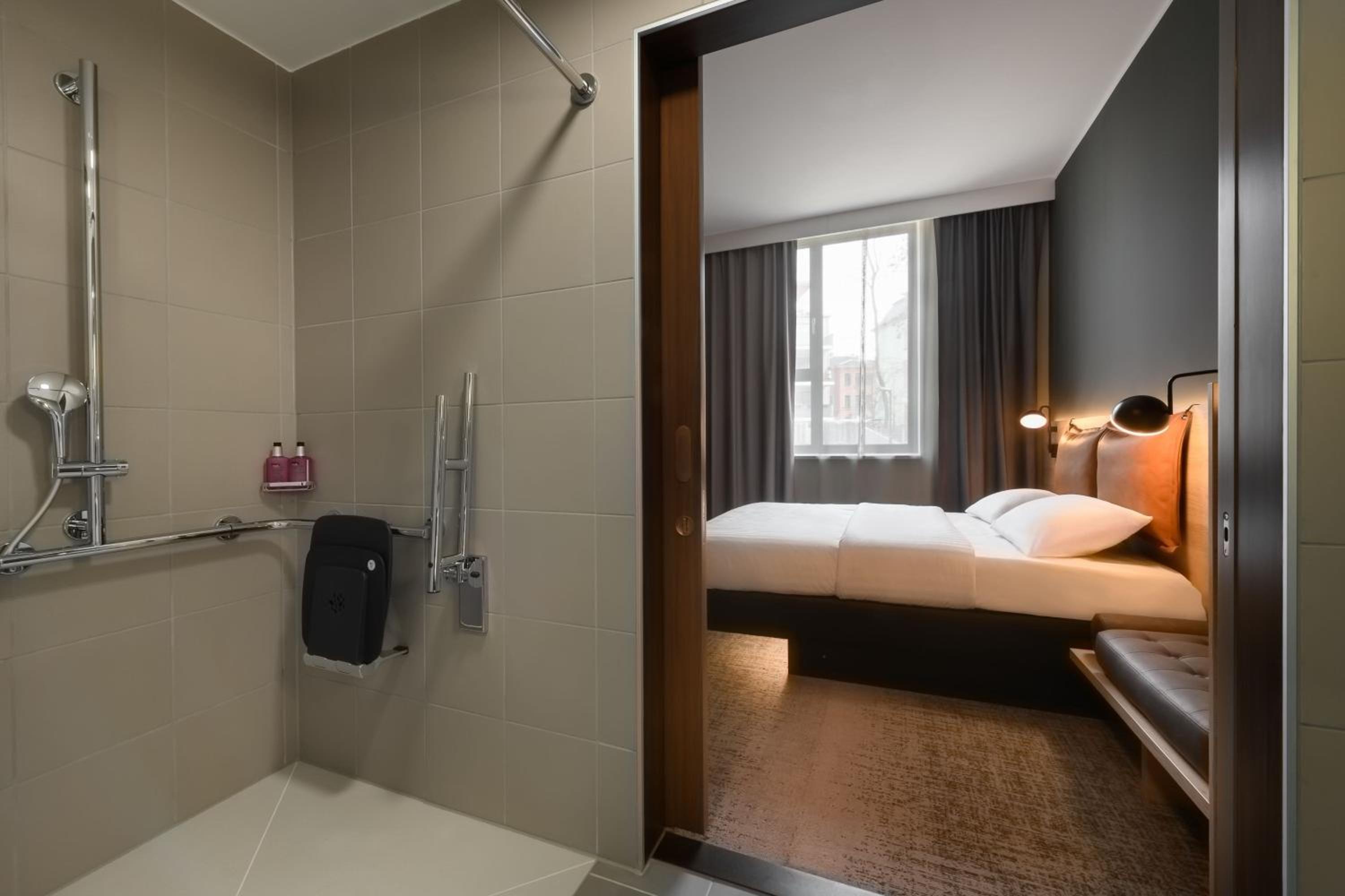 Dresden Vacations - Moxy Dresden Neustadt - Property Image 71