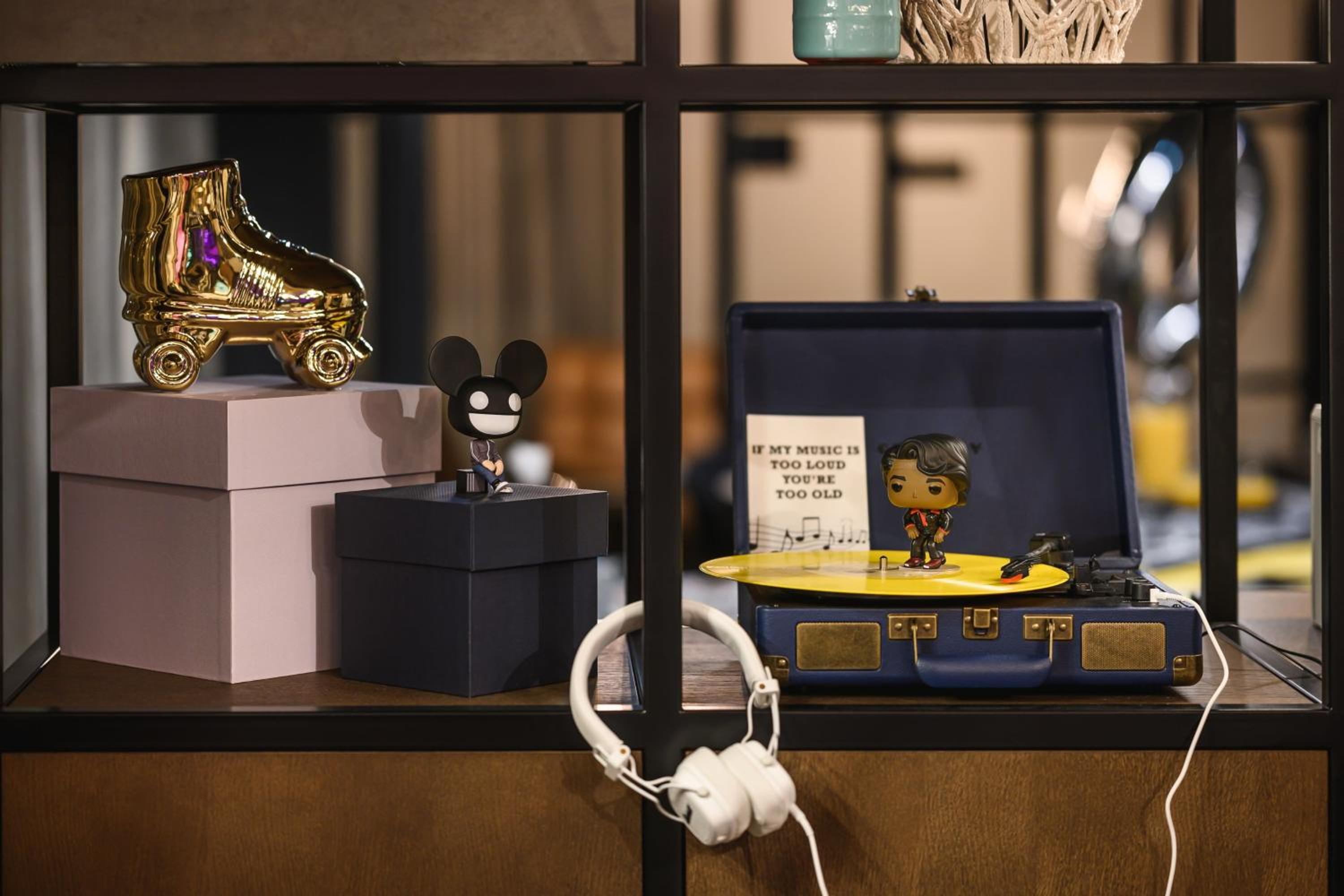 Dresden Vacations - Moxy Dresden Neustadt - Property Image 5