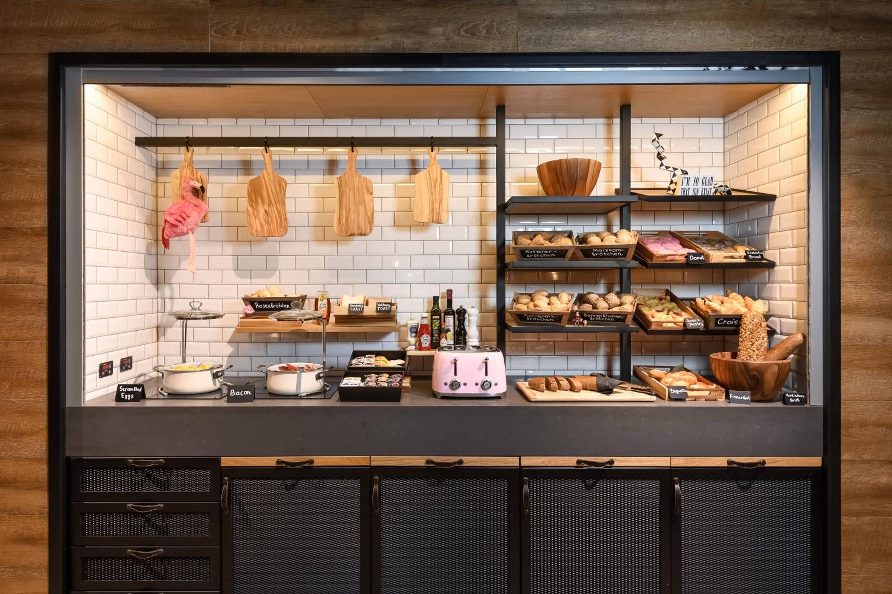 Dresden Vacations - Moxy Dresden Neustadt - Property Image 30