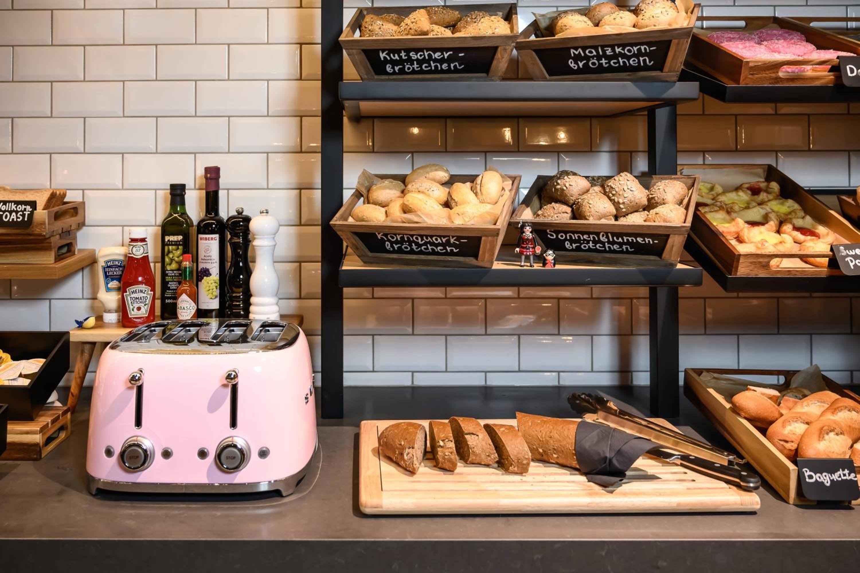 Dresden Vacations - Moxy Dresden Neustadt - Property Image 19