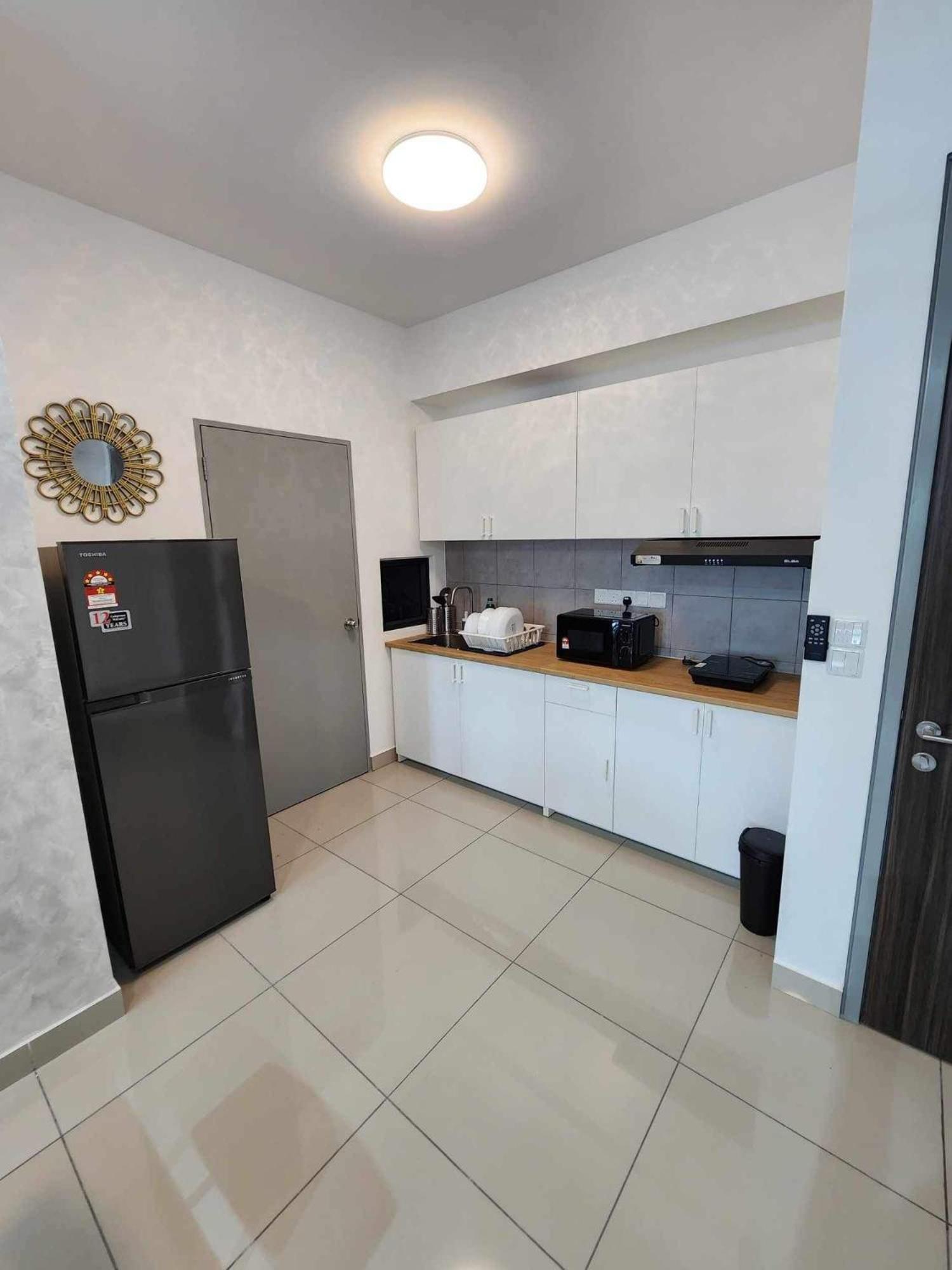 5 mins to IKEA Mytown M Vertica Hanan Residence