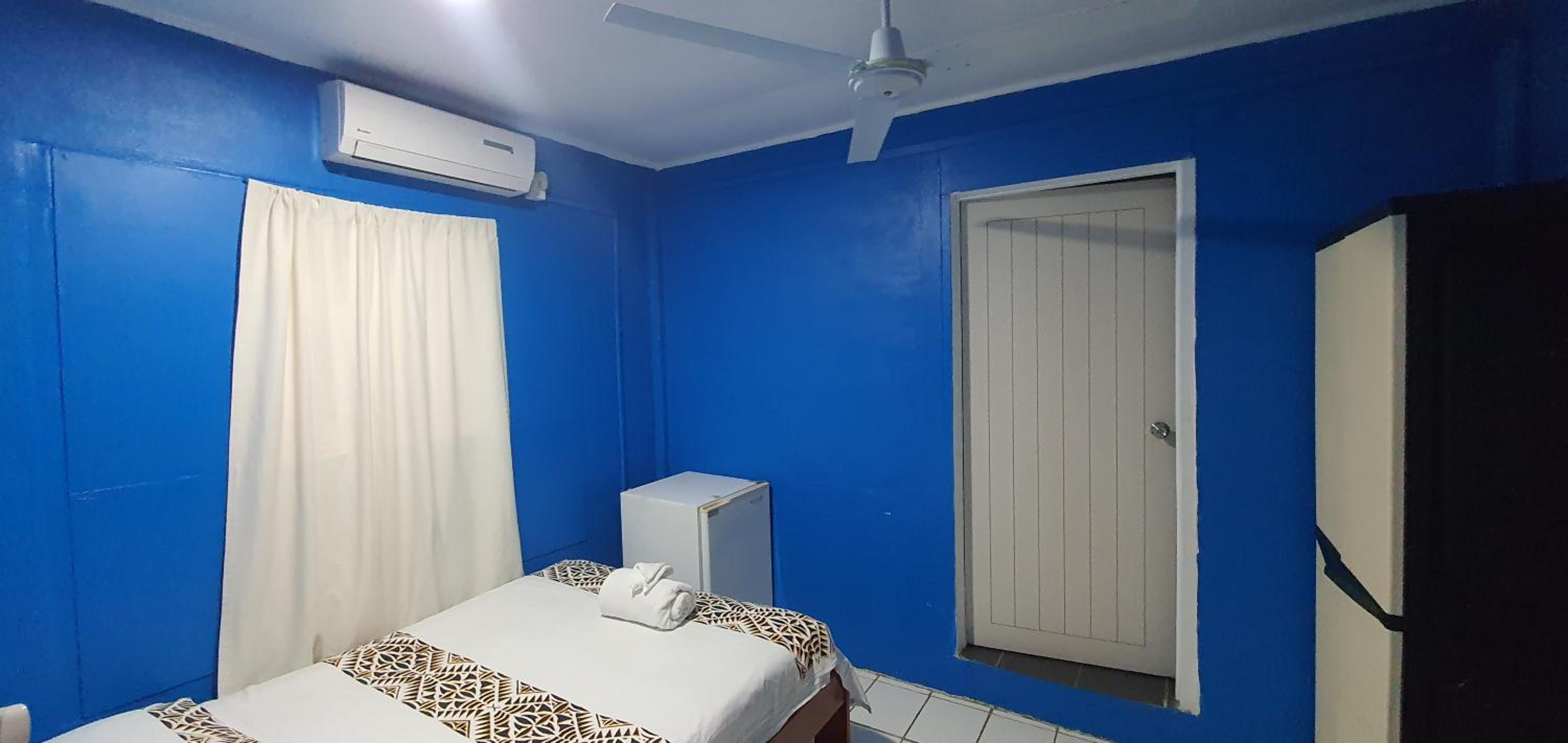 Lynn's Getaway Hotel
