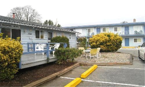 Beach Grove Motel view 4