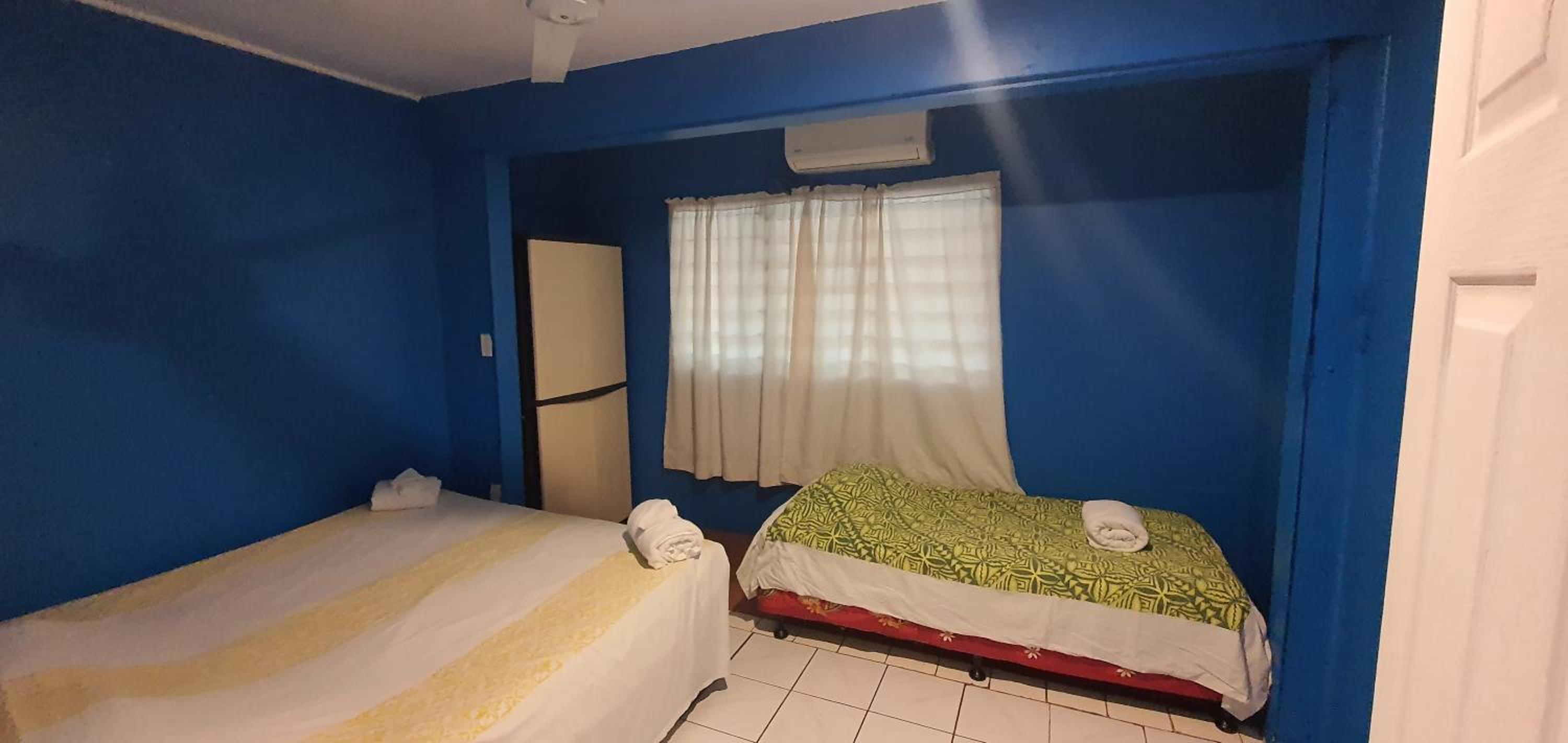 Lynn's Getaway Hotel