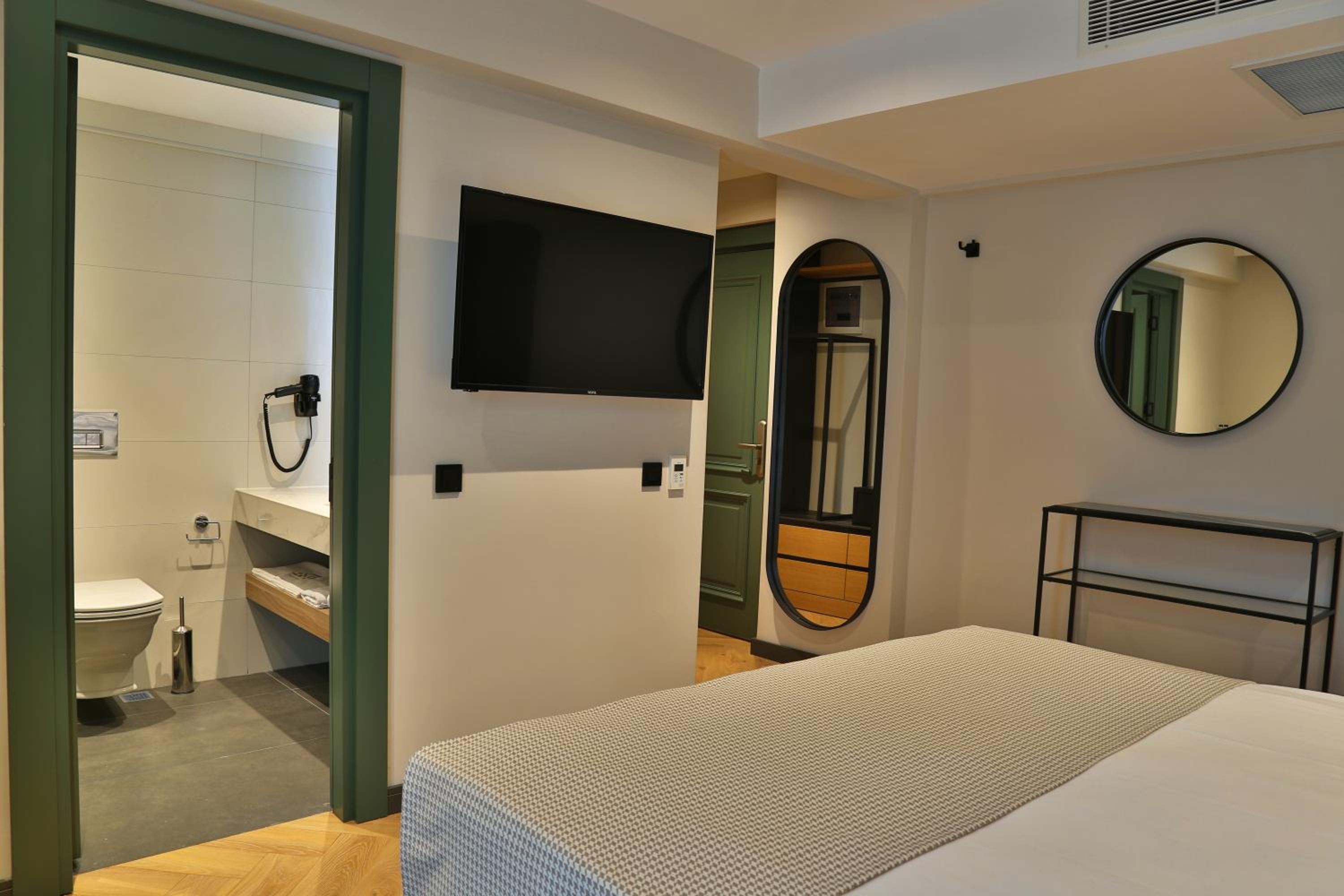 İn The Middle Otel - Image 38