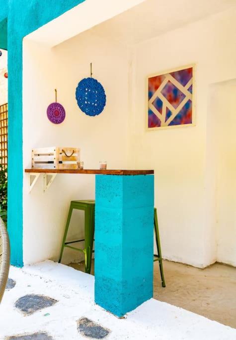 Modern 1BR Apartment with Private Garden Top Center