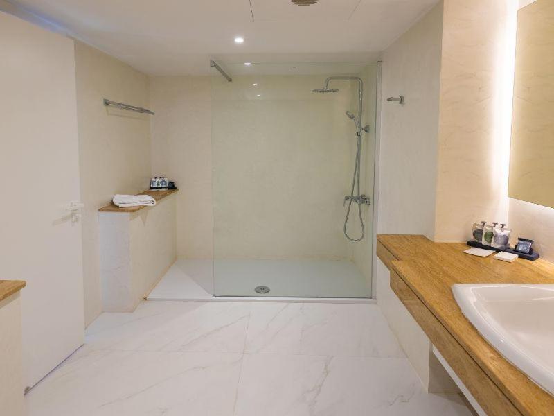 Limassol Vacations - Ajax Hotel - Property Image 109