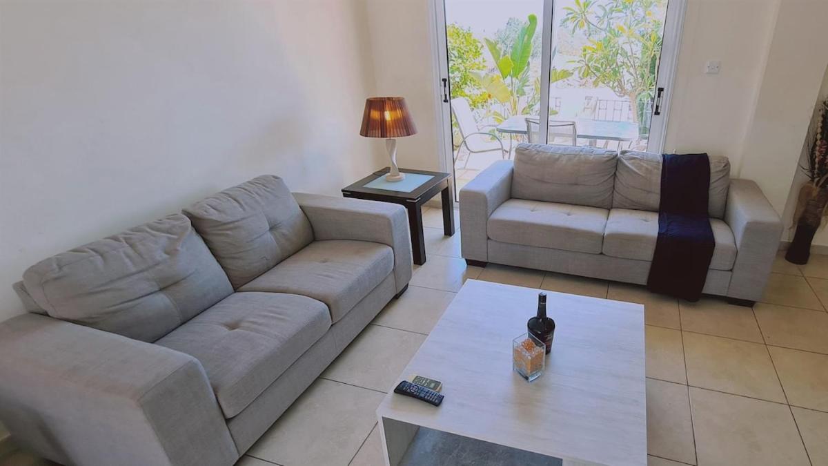 STAY Sunny Bay Villa