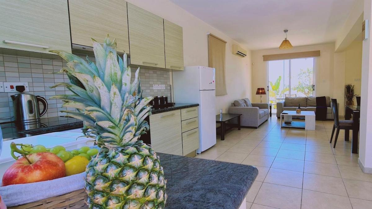 STAY Sunny Bay Villa