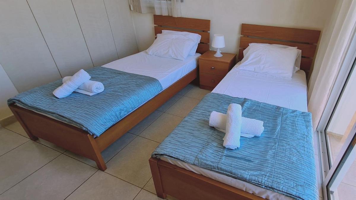 STAY Sunny Bay Villa