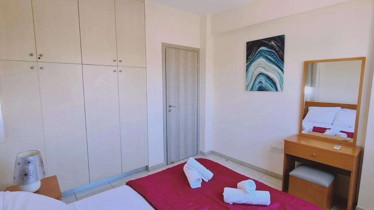 STAY Sunny Bay Villa