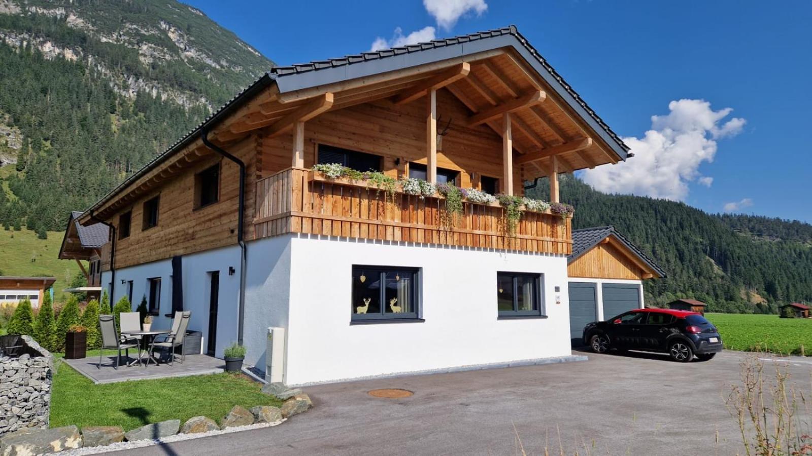 Hoamatgfühl view 2