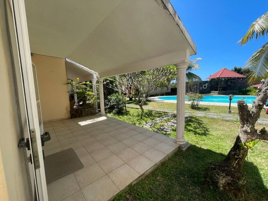 Cozy 3BR Duplex with Pool & Garden View - Grand Gaube Getaway view 2
