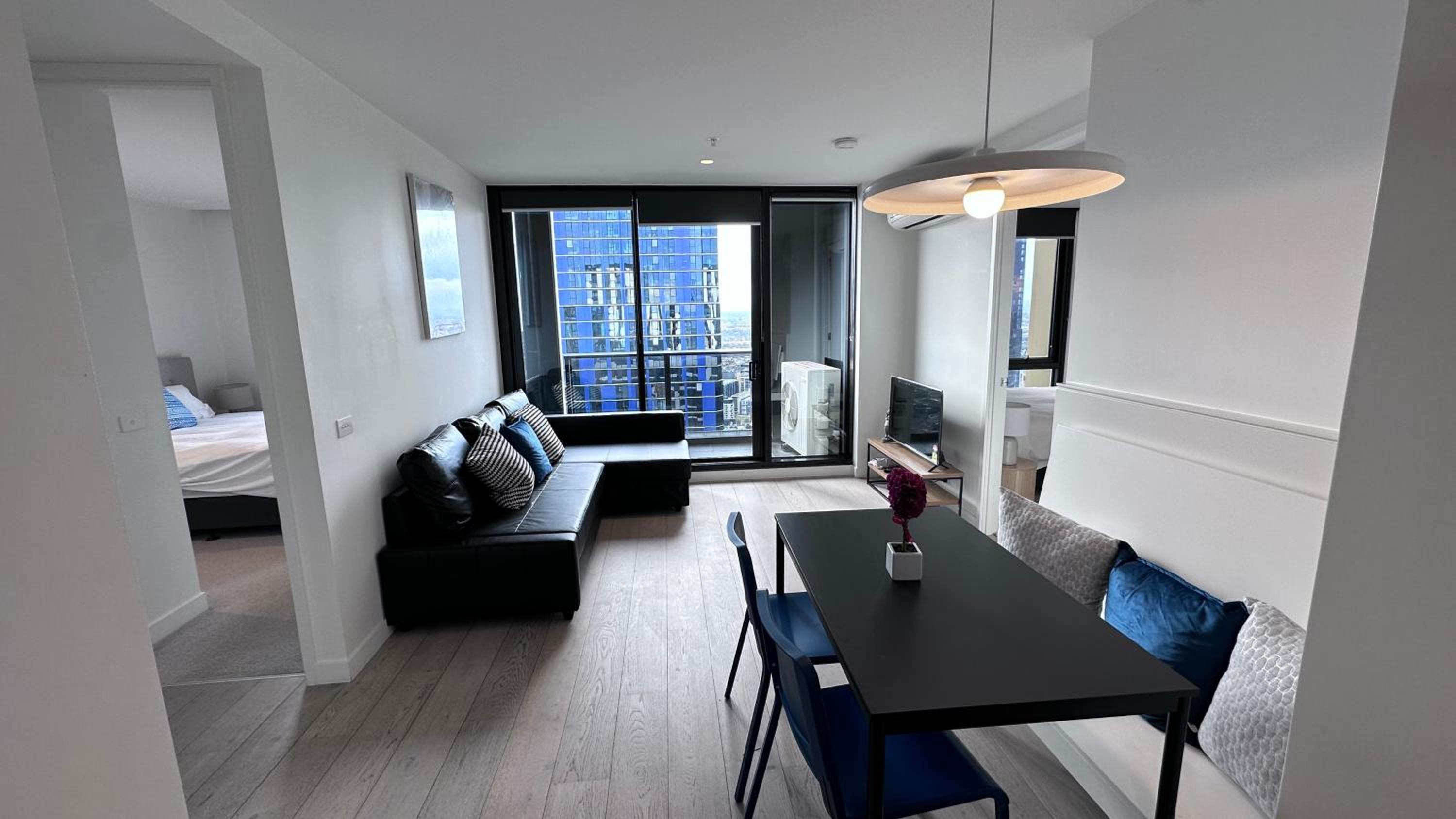 Nest Apartments MEET Empire