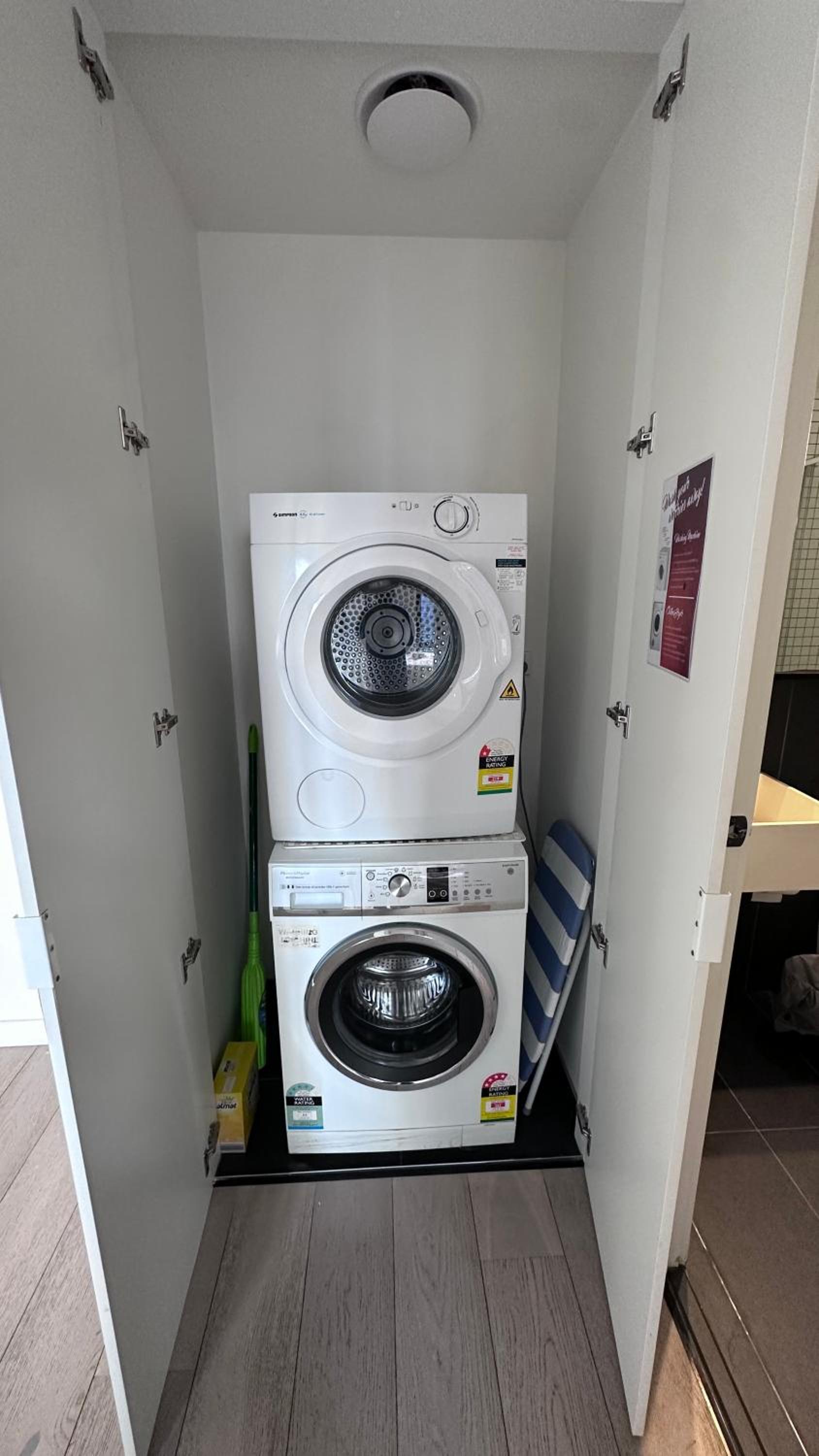 Nest Apartments MEET Empire