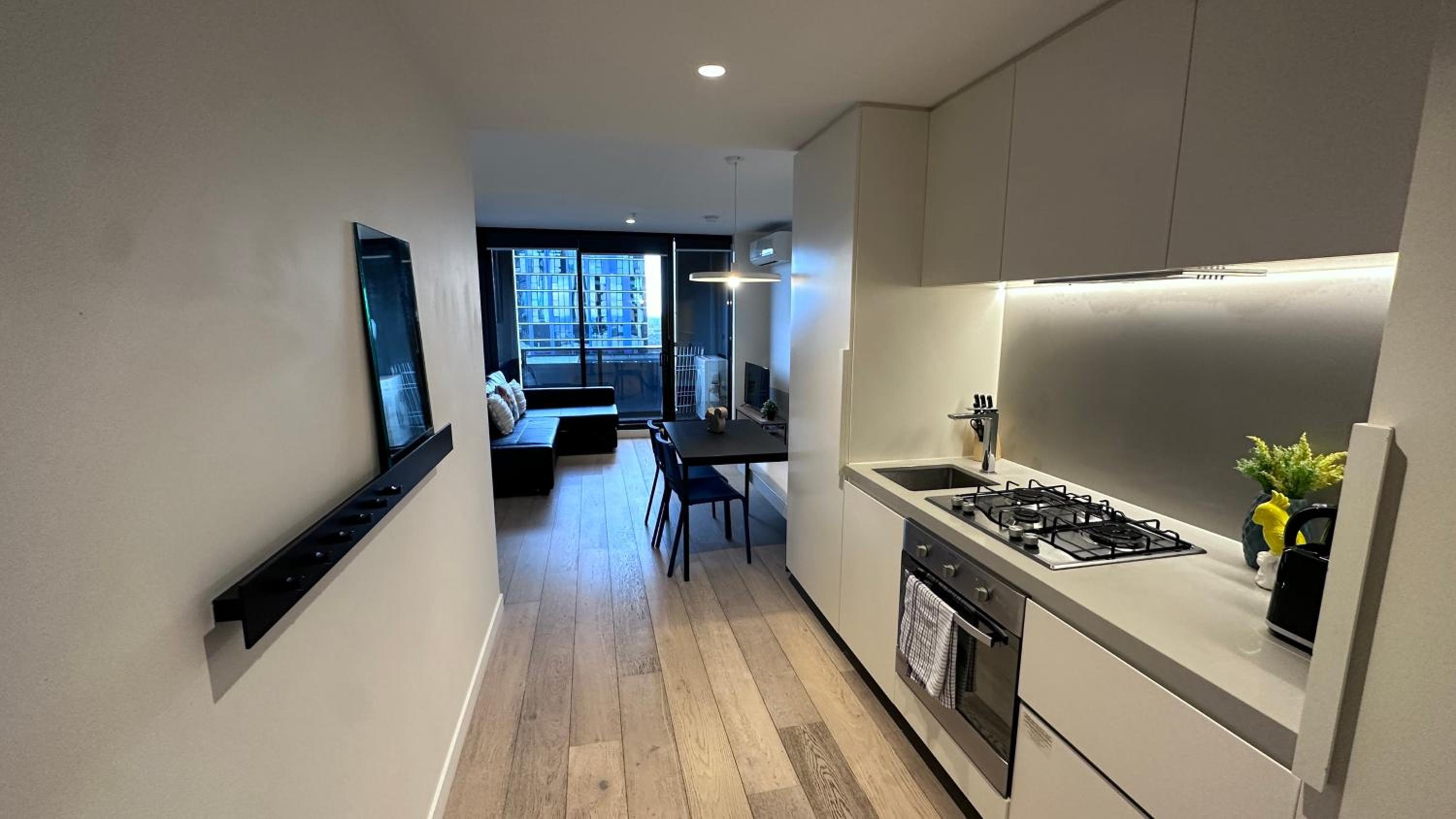 Nest Apartments MEET Empire