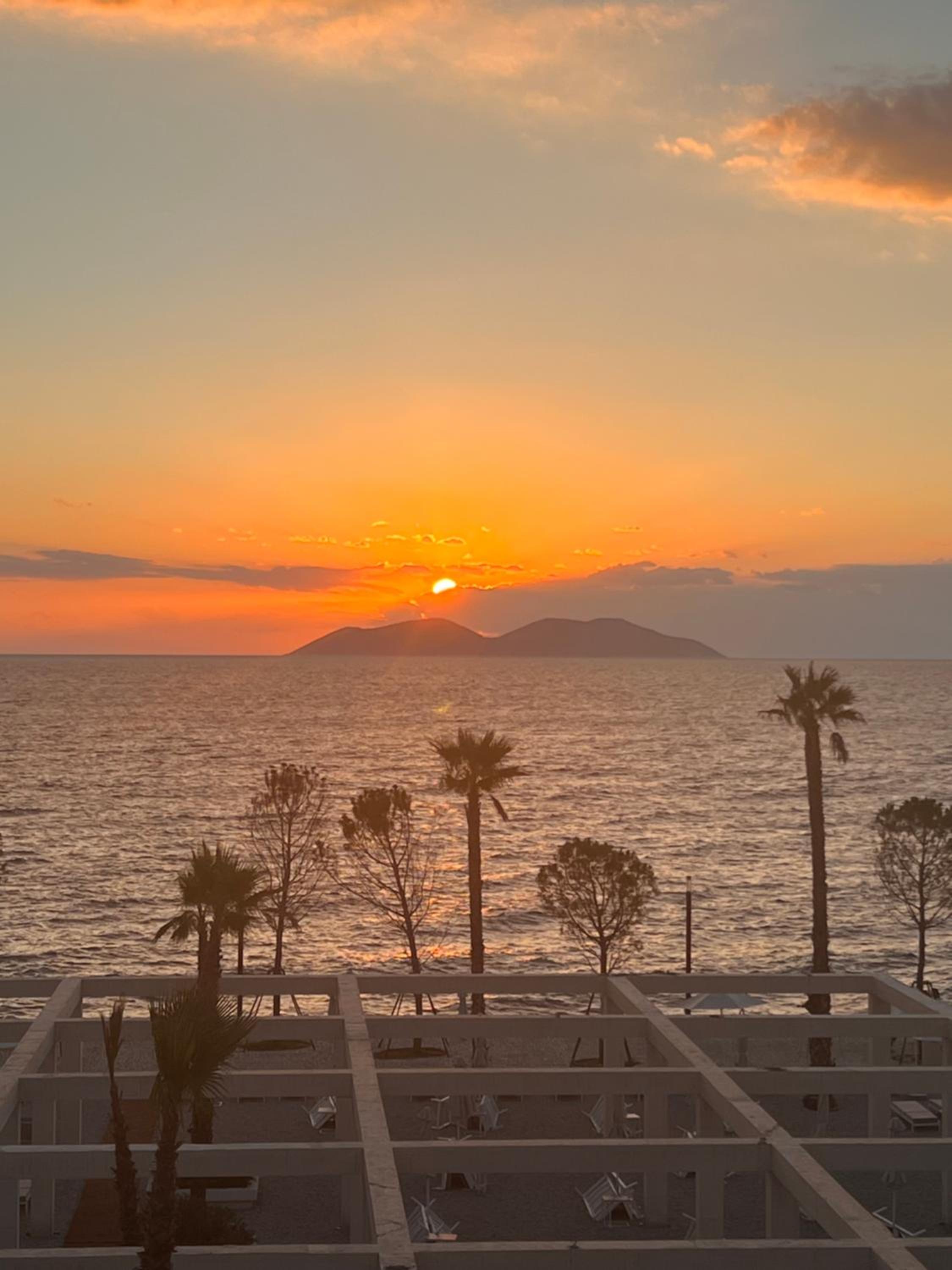 Sunset Resort