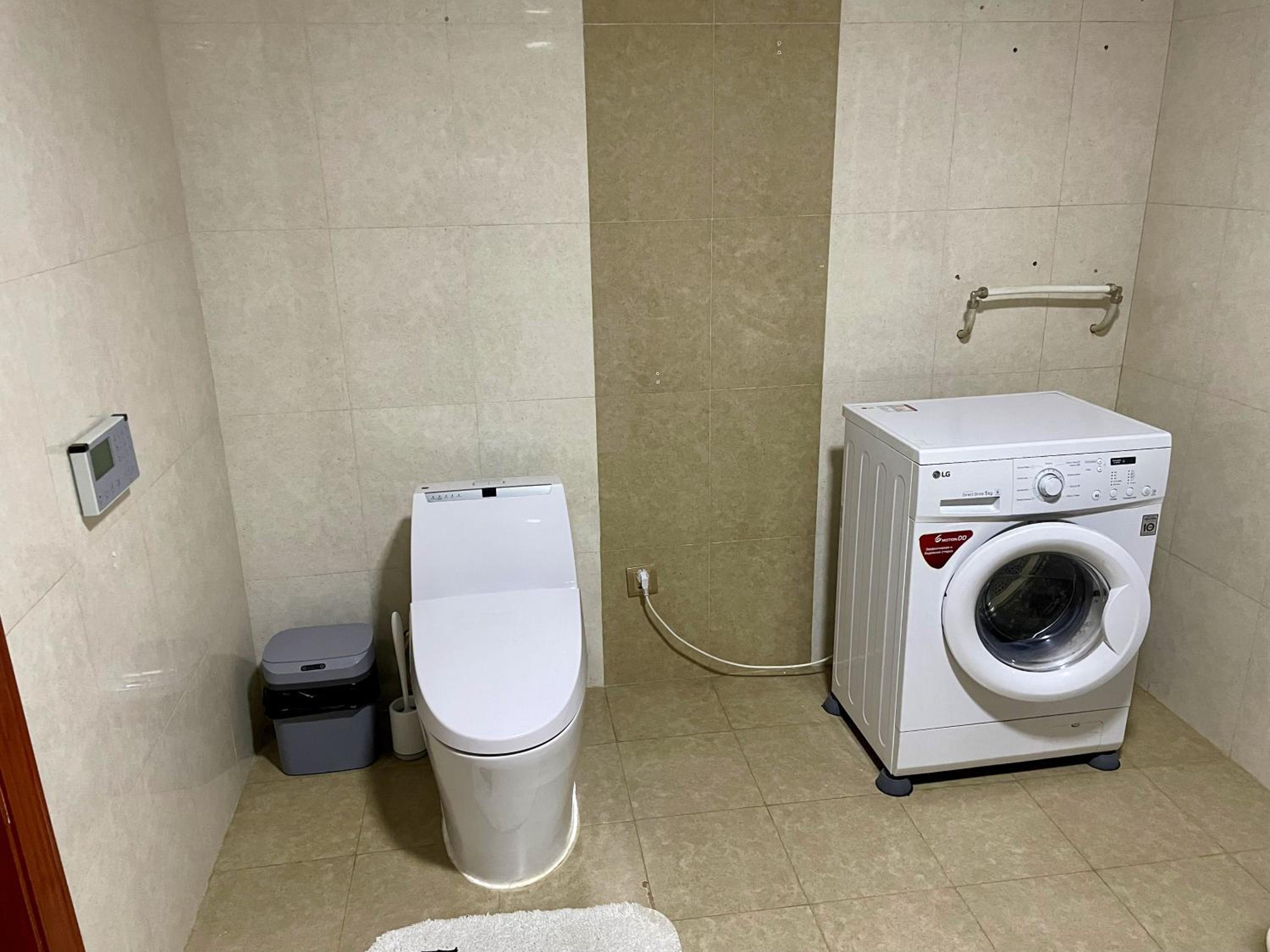 Spacious 140m2, 2 bedrooms apartment view 5