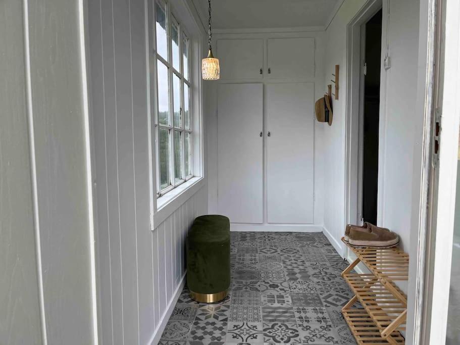 Nakkentunet - familievennlig hus på gårdstun.