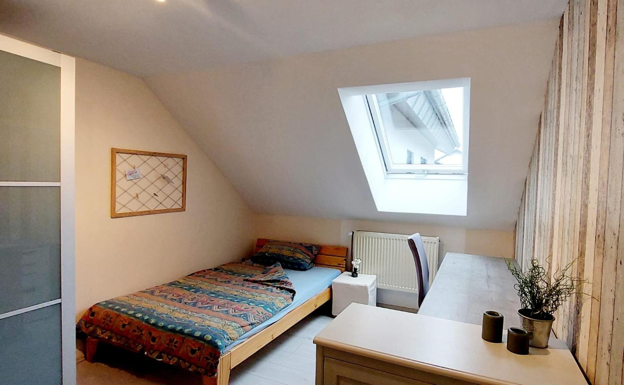 moderne Ferienwohnung mit Balkon