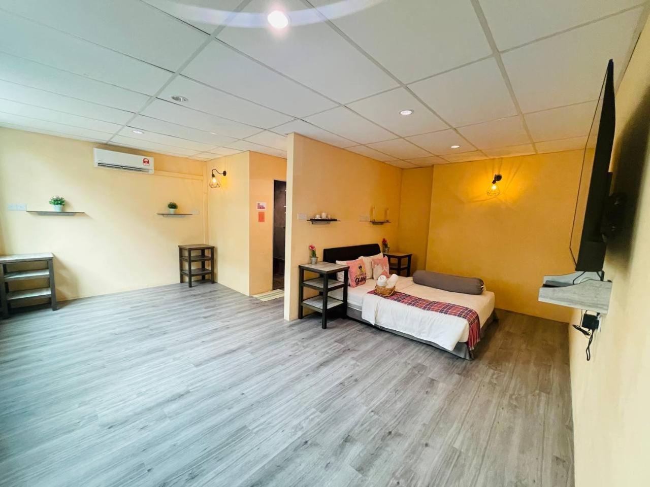Loft Pals Urbanstay Lodge, Kapit, photo 69
