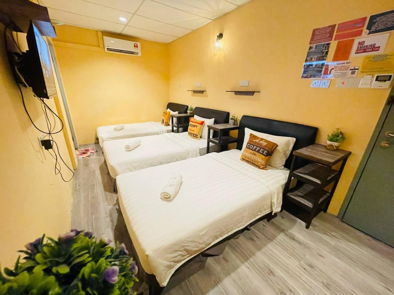 Loft Pals Urbanstay Lodge, Kapit, photo 15