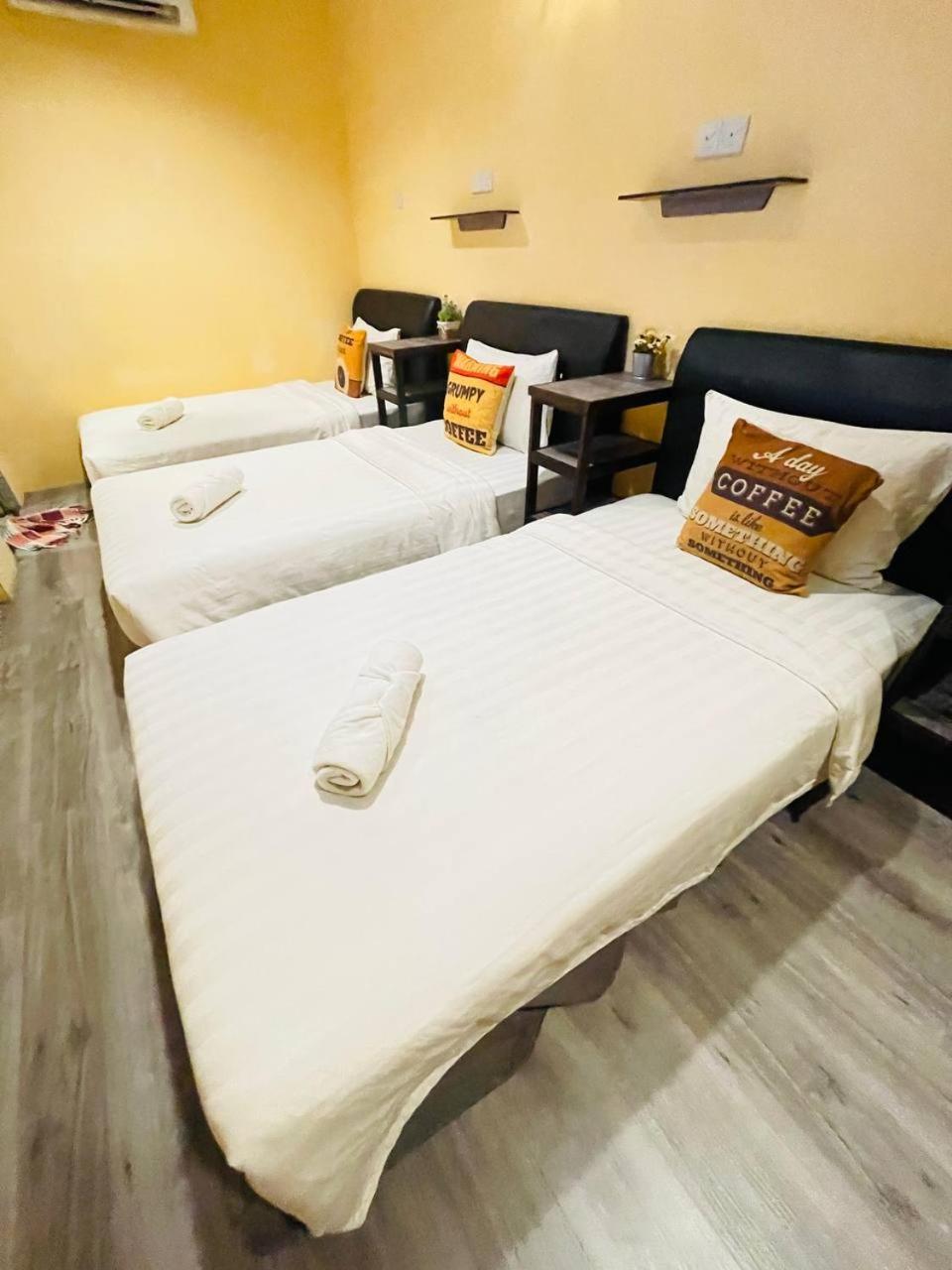 Loft Pals Urbanstay Lodge, Kapit, photo 78
