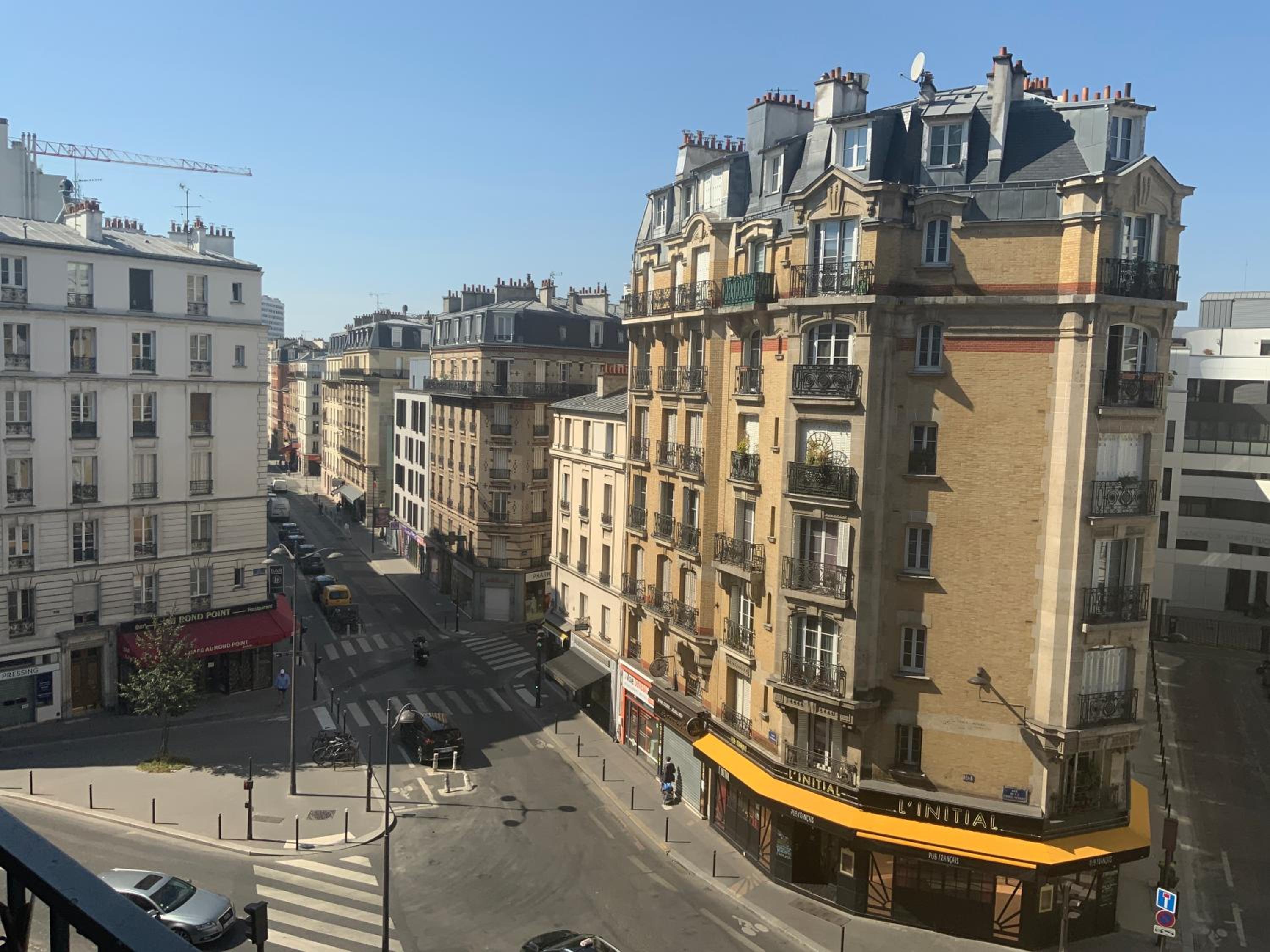 Chambre pour 4 chez Rihani près de la Tour Eiffel