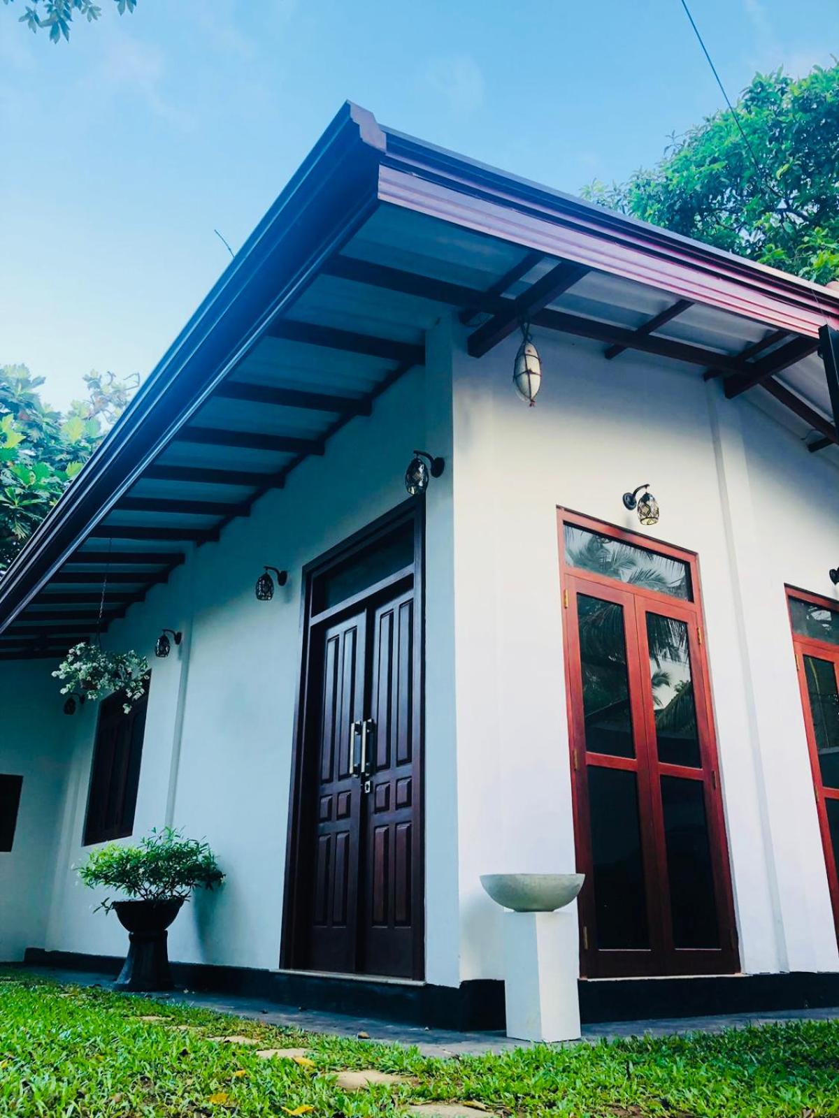 Damithshouse